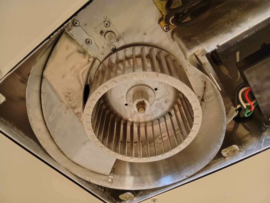 東京都北区滝野川の浴室乾燥機クリーニングの作業後1