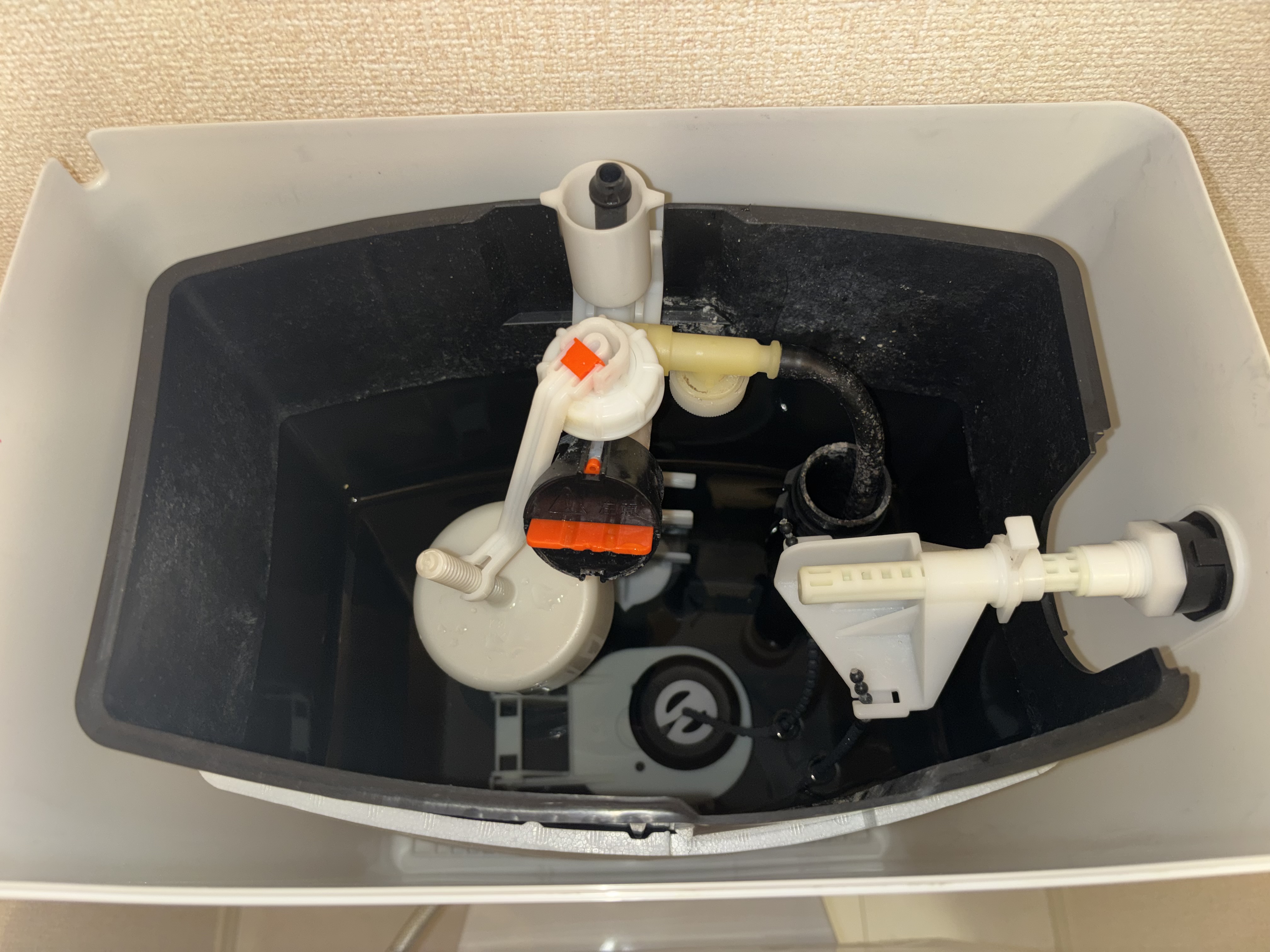 埼玉県桶川市のトイレクリーニングの作業前1