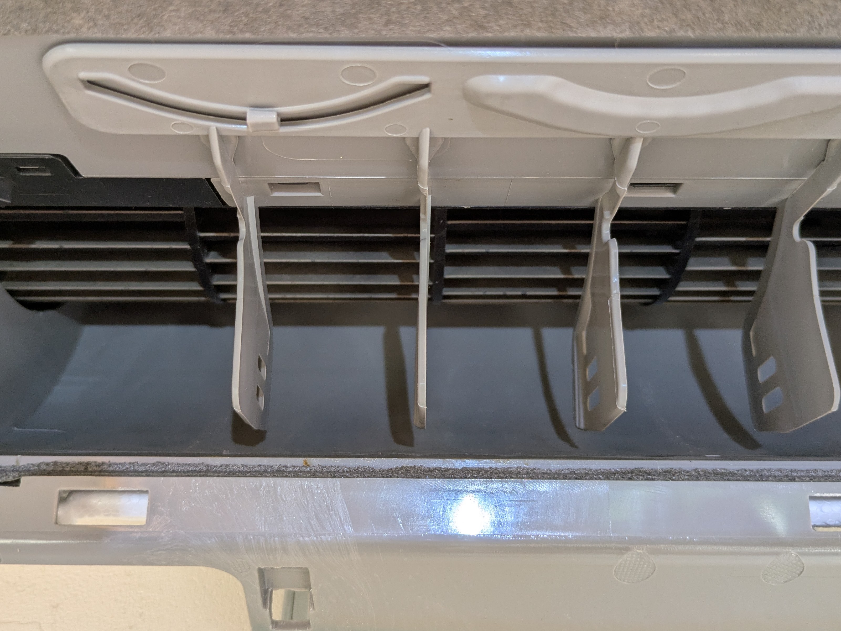 埼玉県の壁掛けエアコンの作業前1