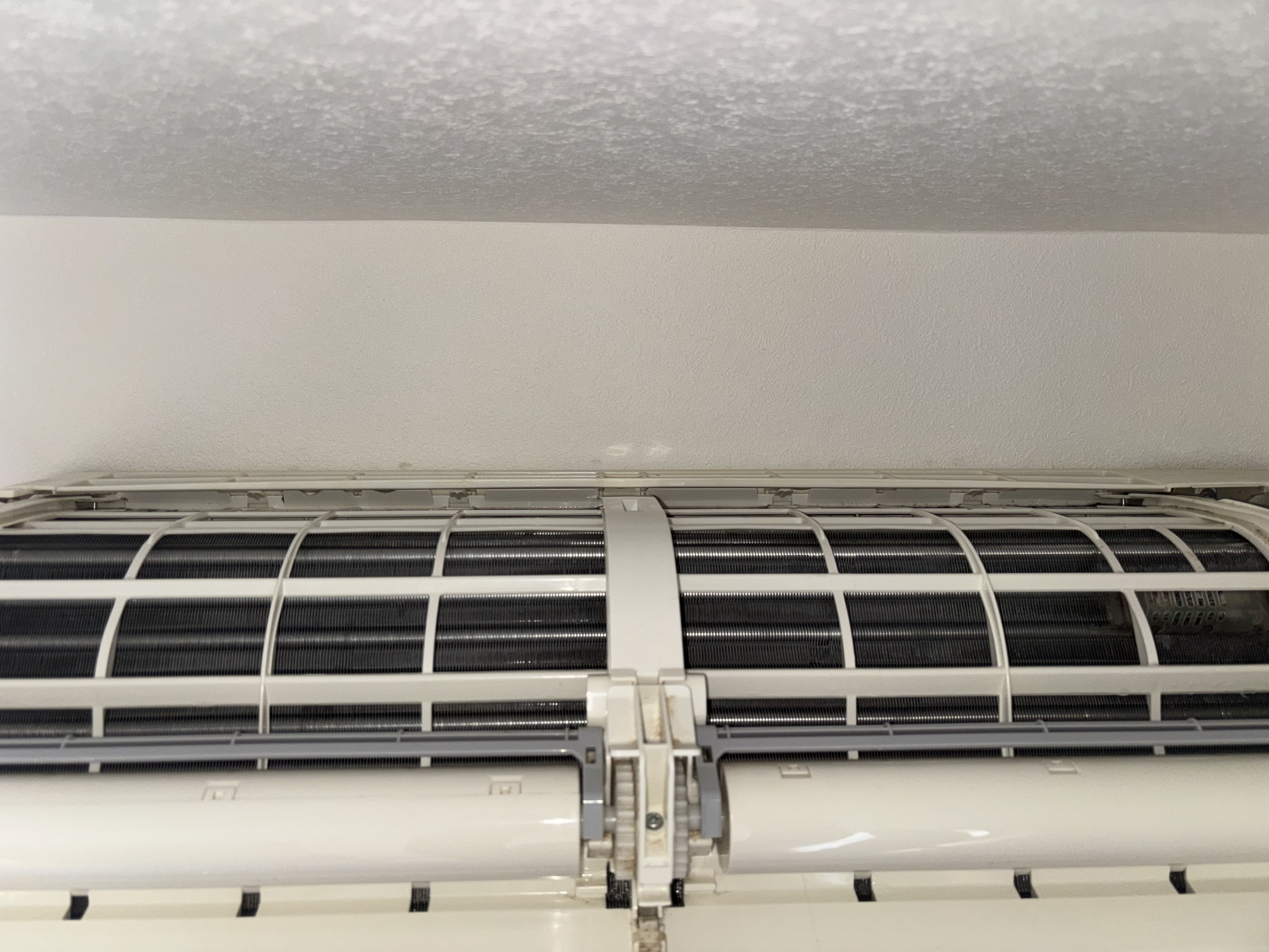 埼玉県川越市のお掃除機能付きエアコンの作業後1