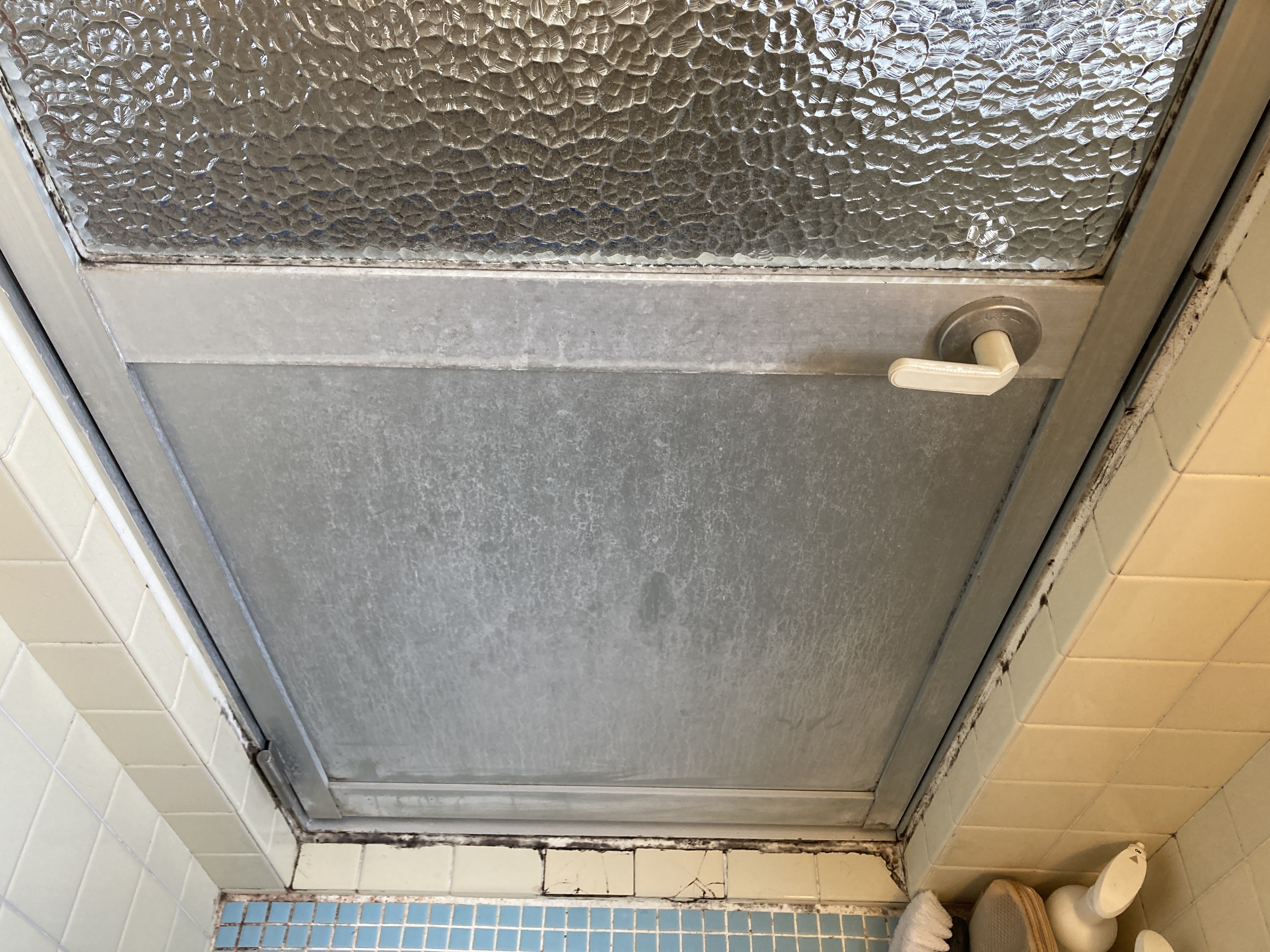 京都府京都市伏見区深草池ノ内町の浴室・お風呂クリーニングの作業前1