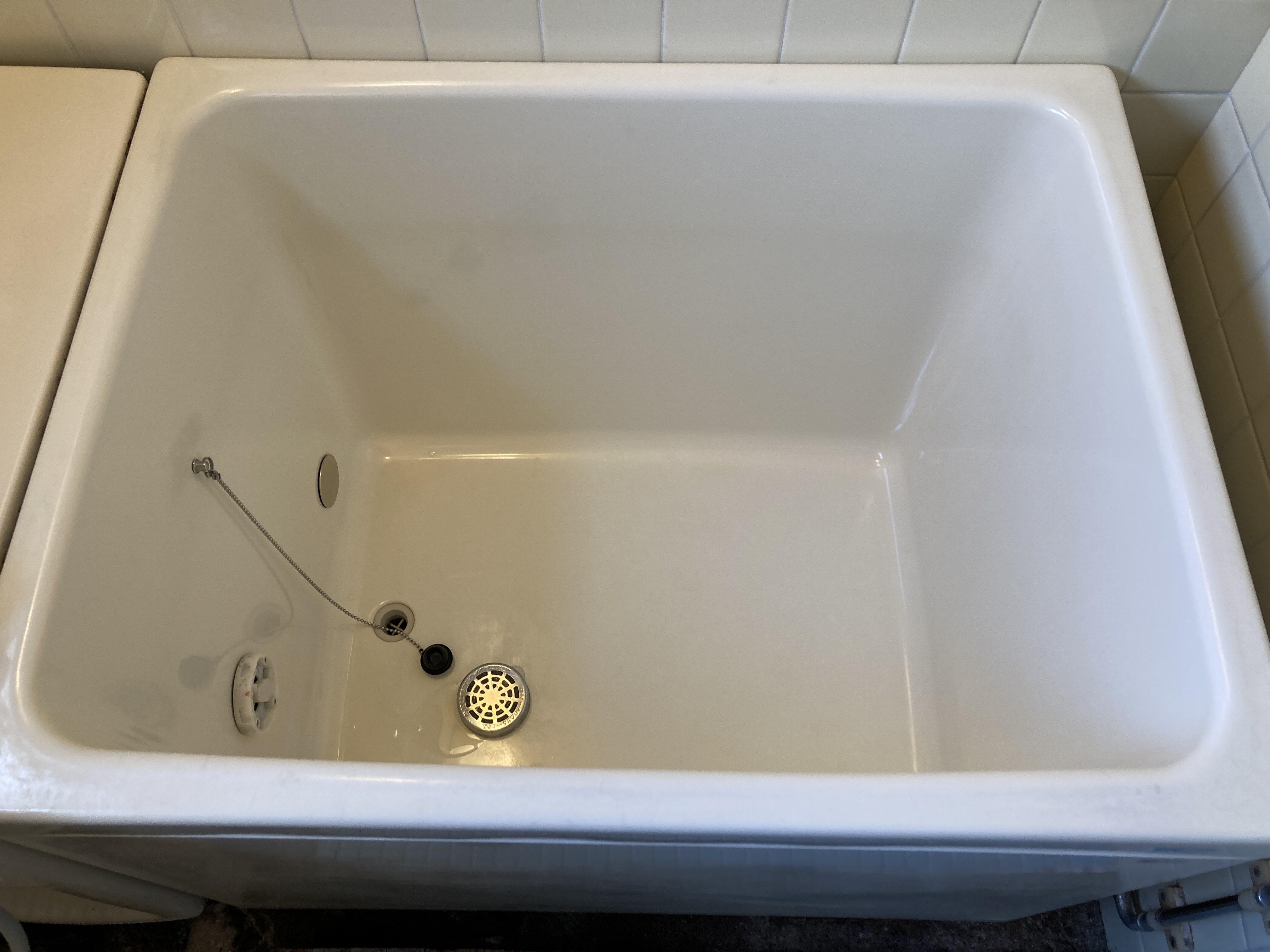 京都府京都市伏見区深草池ノ内町の浴室・お風呂クリーニングの作業前2