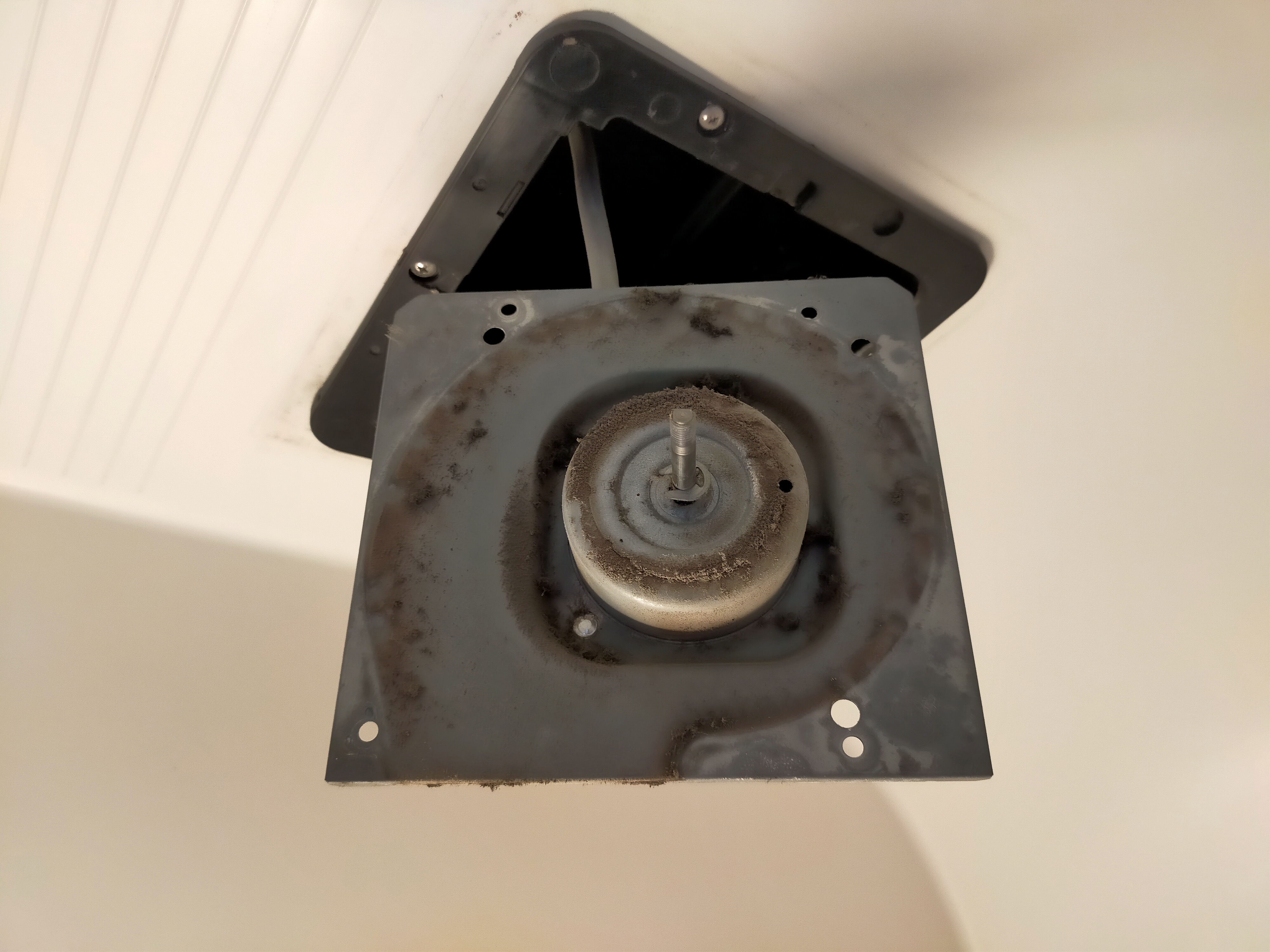 京都府京都市左京区上高野畑町の浴室・お風呂クリーニングの作業前3