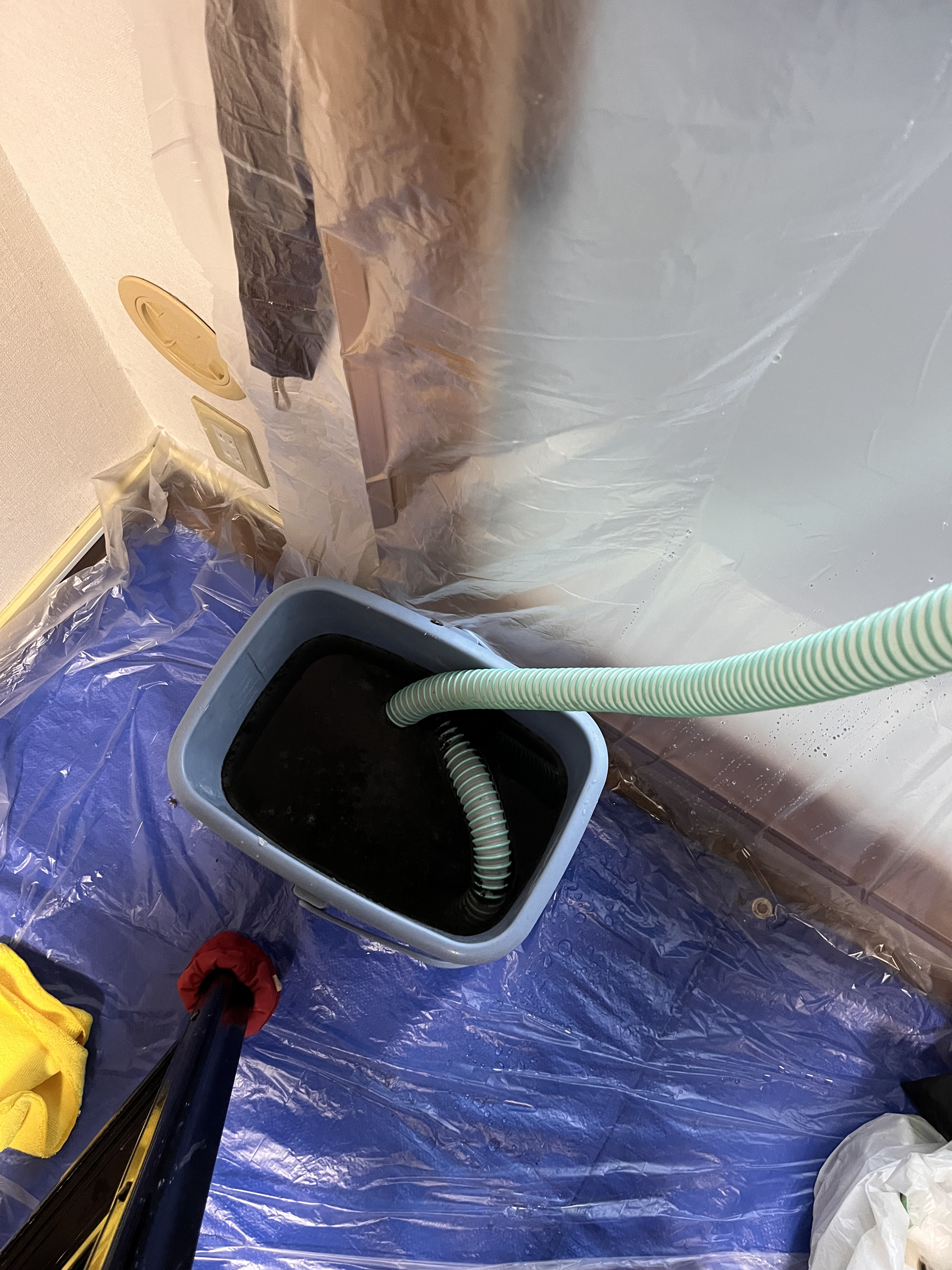 埼玉県志木市のお掃除機能付きエアコンの作業後1