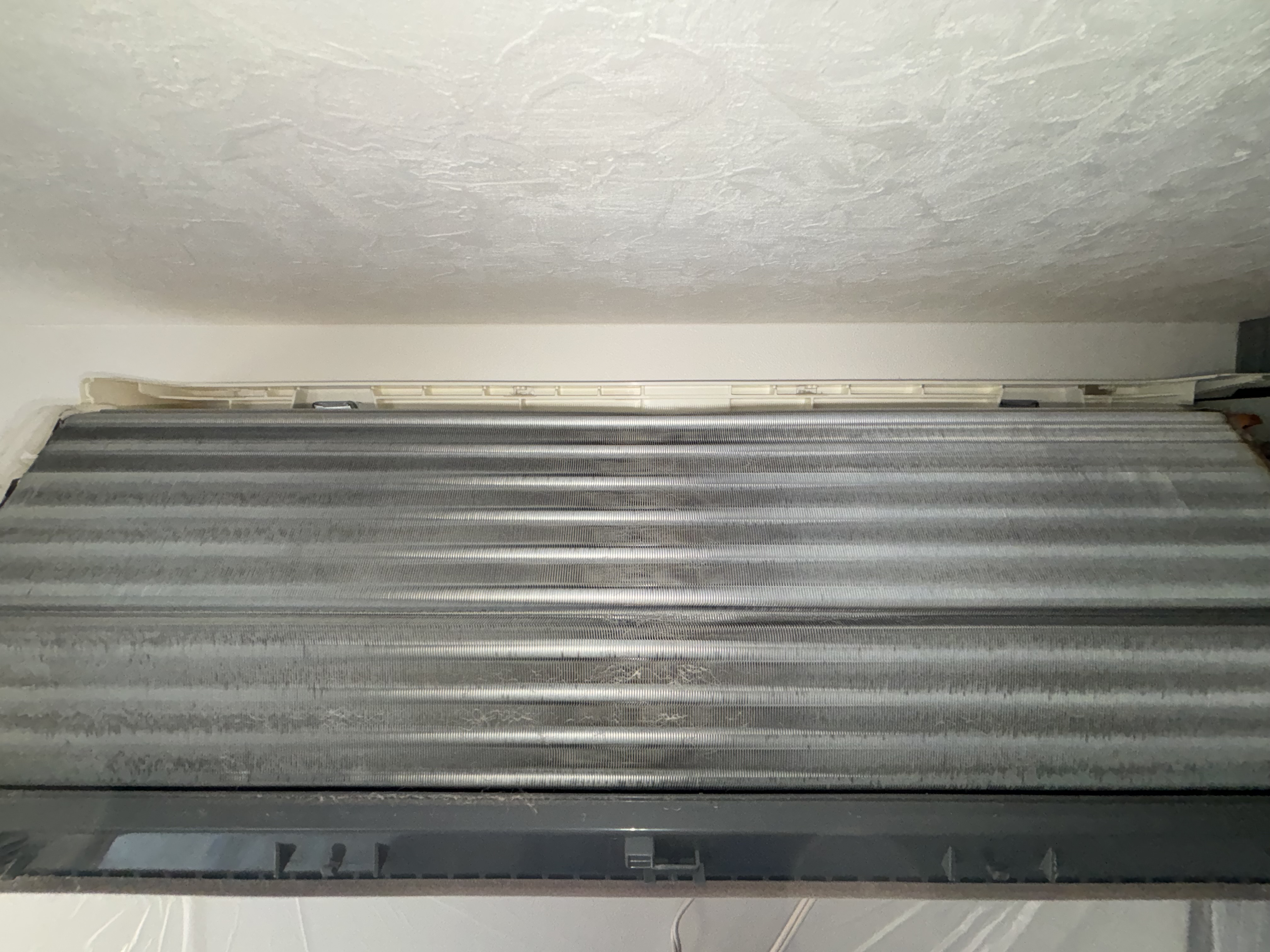 埼玉県新座市の壁掛けエアコンの作業前1