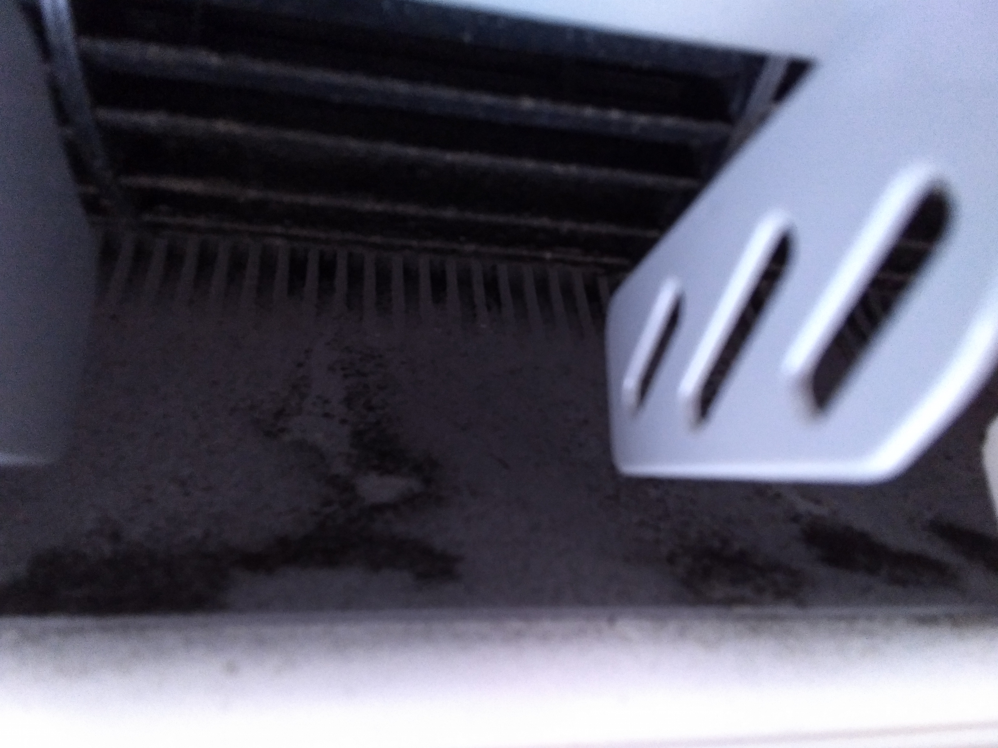 福島県郡山市のお掃除機能付きエアコンの作業前1