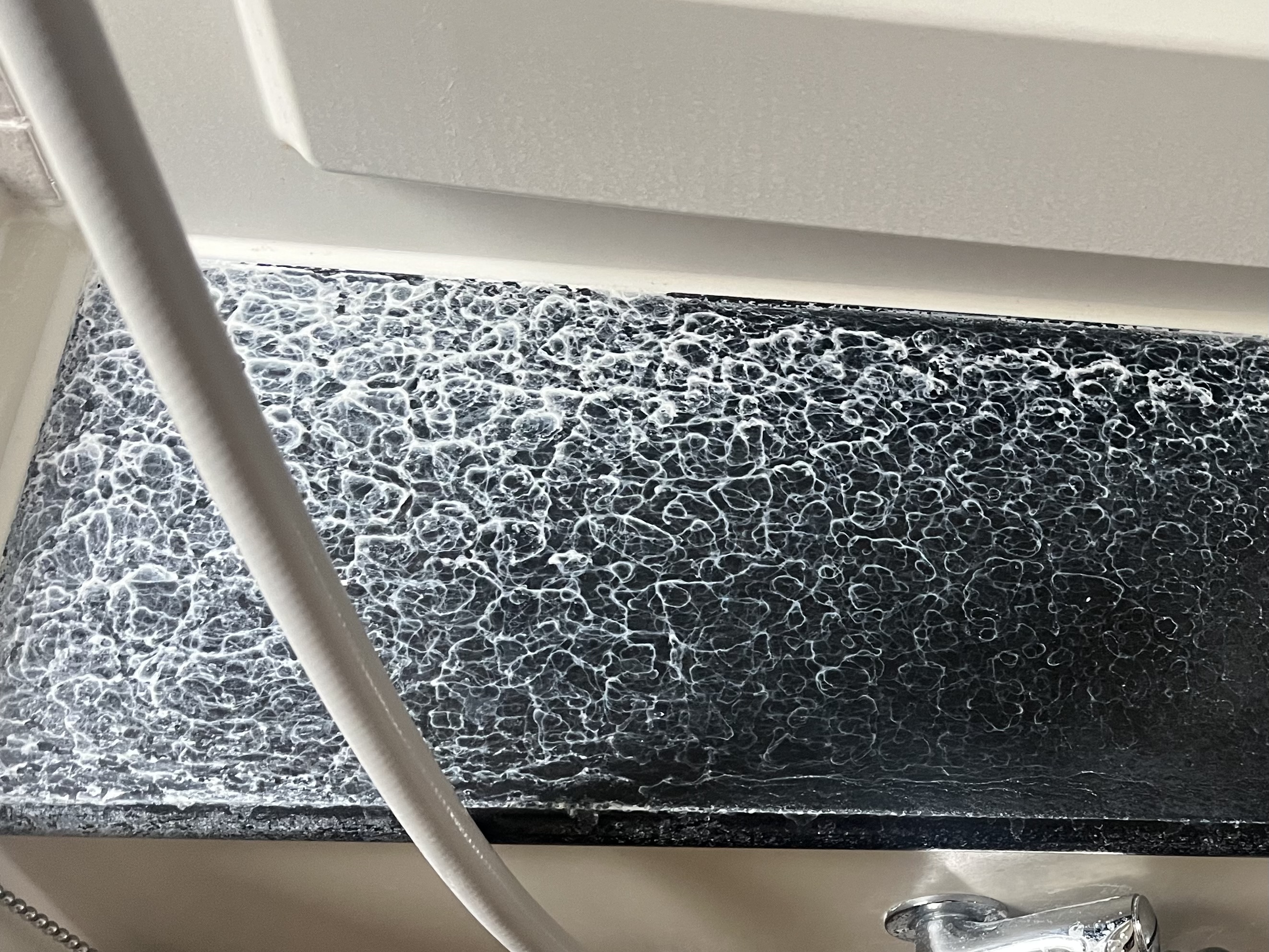 青森県弘前市独狐の浴室・お風呂クリーニングの作業前1