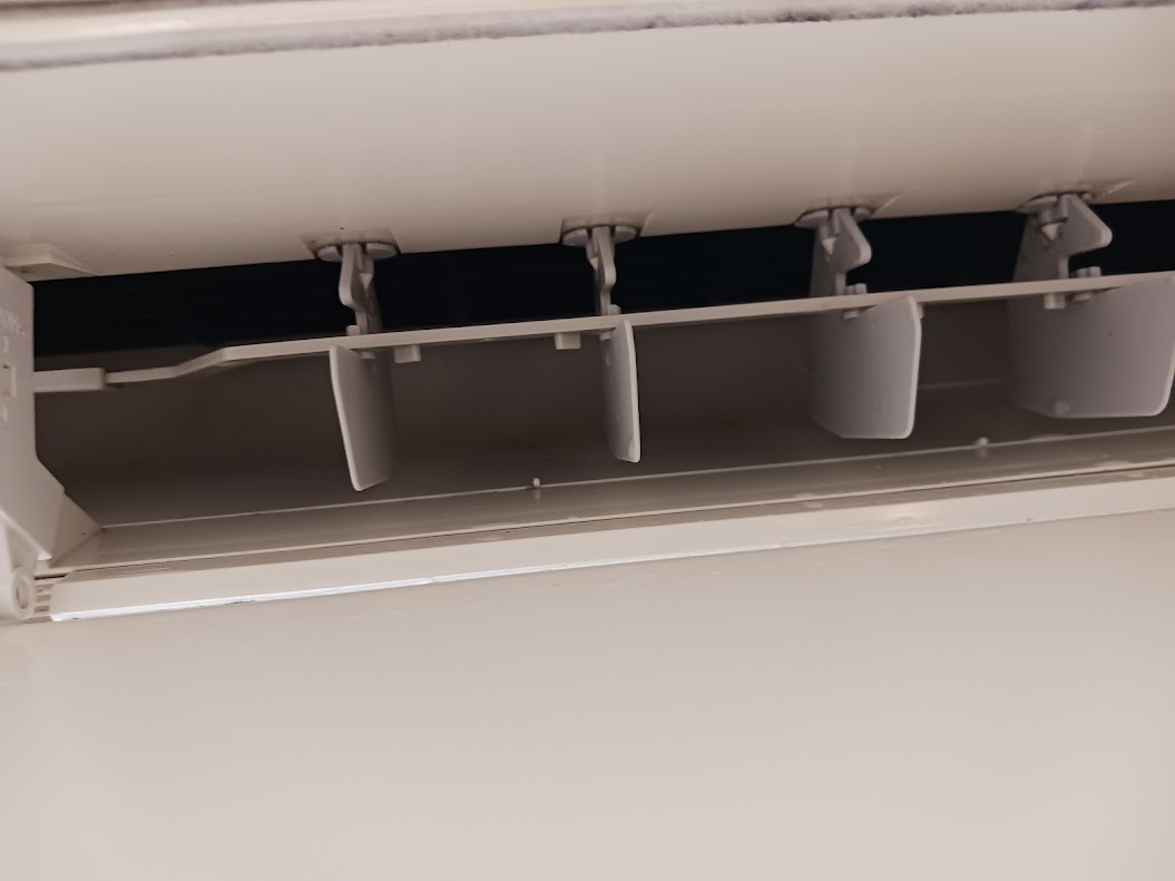 神奈川県横浜市西区の壁掛けエアコンの作業後1