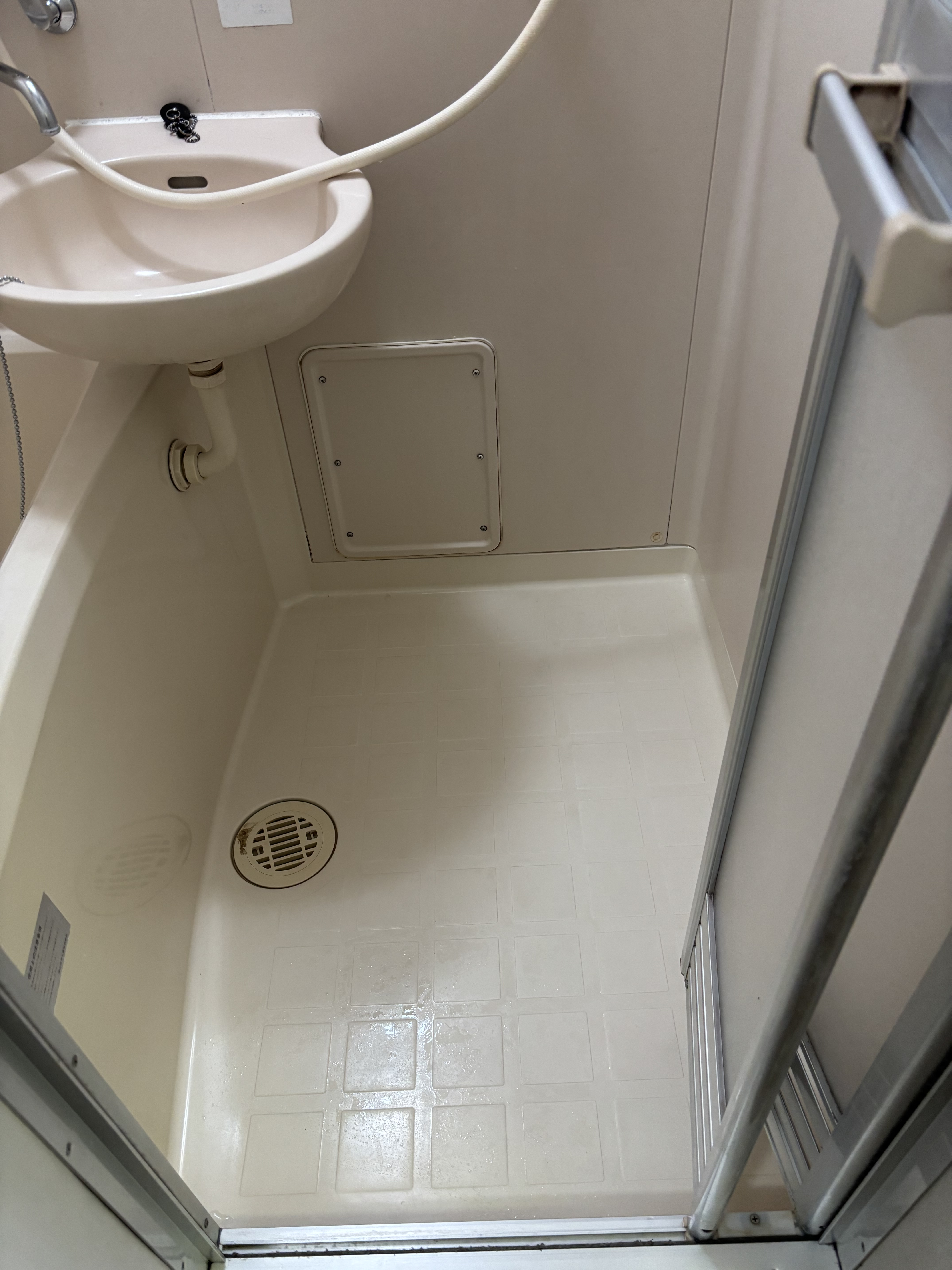 神奈川県横浜市戸塚区の賃貸住宅退去後の原状回復クリーニングの作業後1