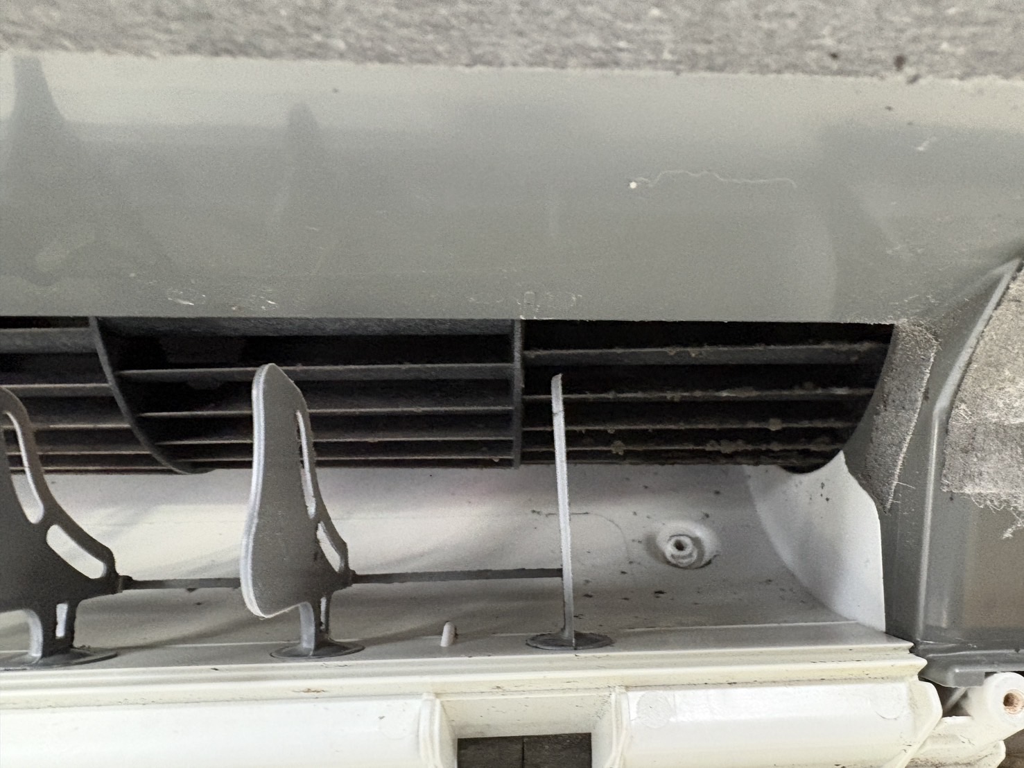 千葉県千葉市花見川区検見川町の壁掛けエアコンの作業前1