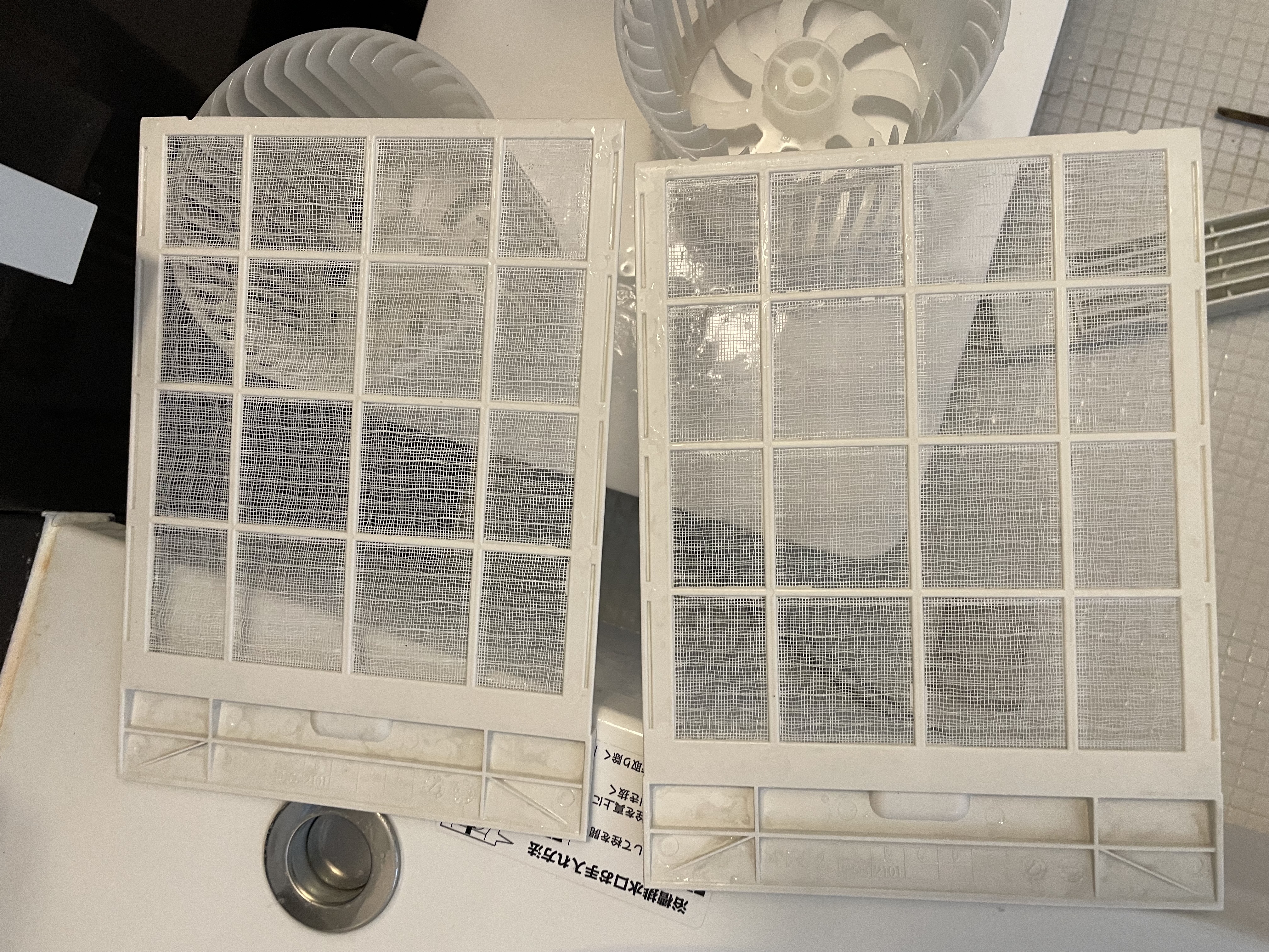 千葉県市川市大和田の浴室乾燥機クリーニングの作業後1