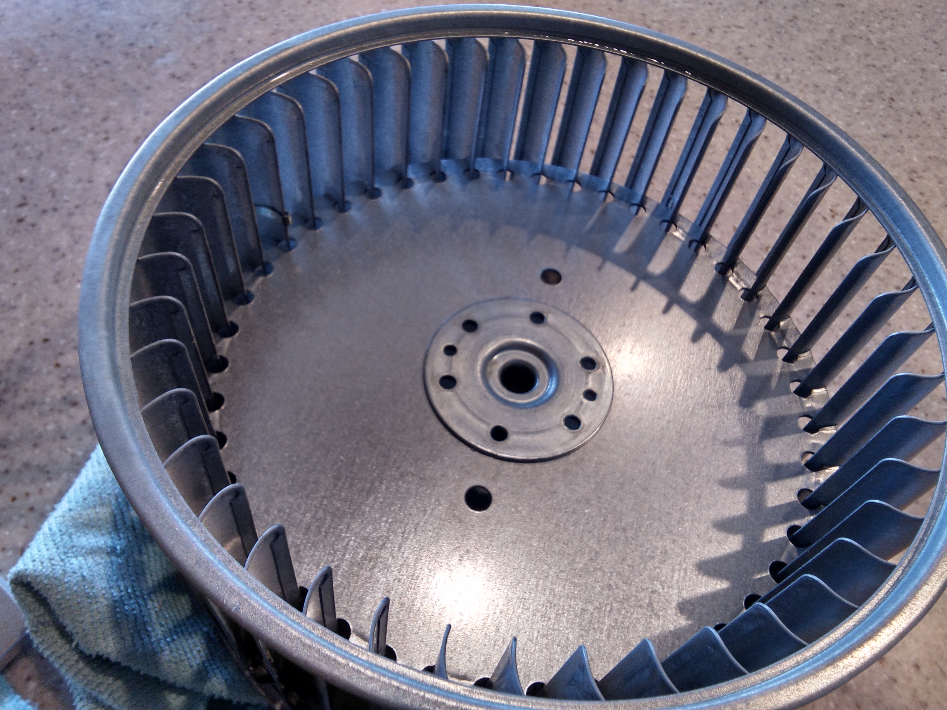 福島県郡山市のレンジフードクリーニングの作業後2