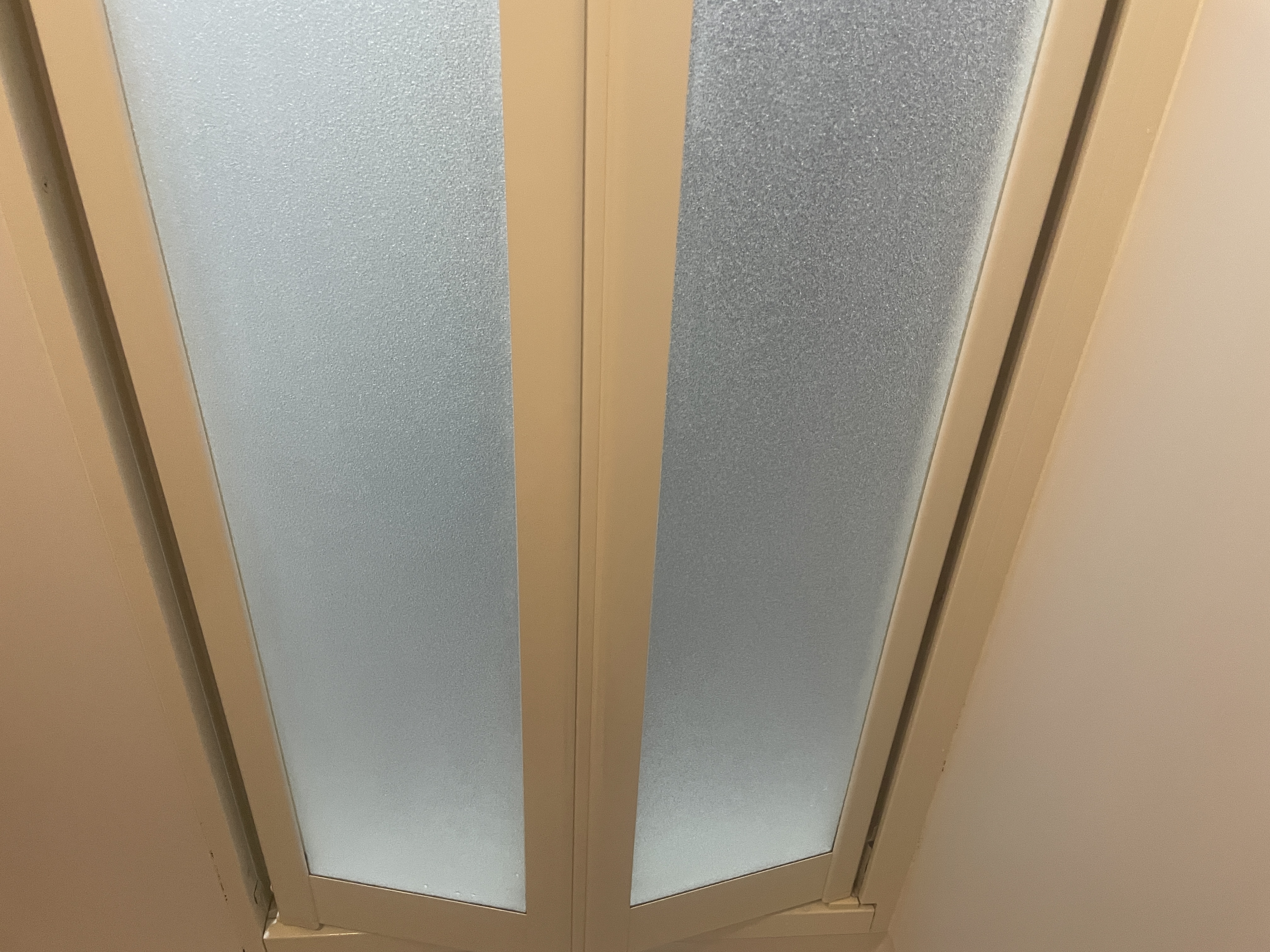 神奈川県横浜市南区の浴室・お風呂クリーニングの作業後1