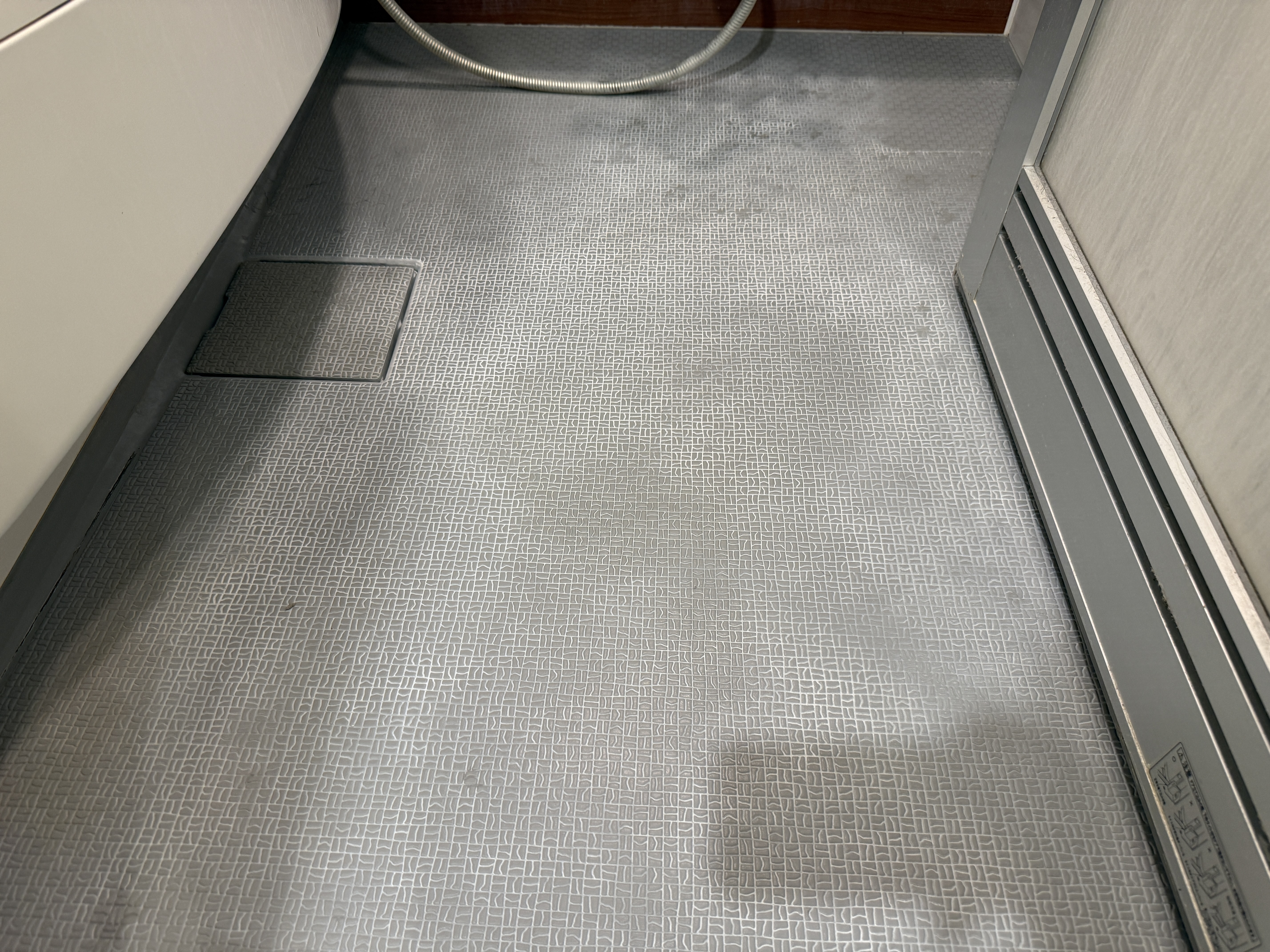 東京都文京区小石川の賃貸住宅退去後の原状回復クリーニングの作業前2