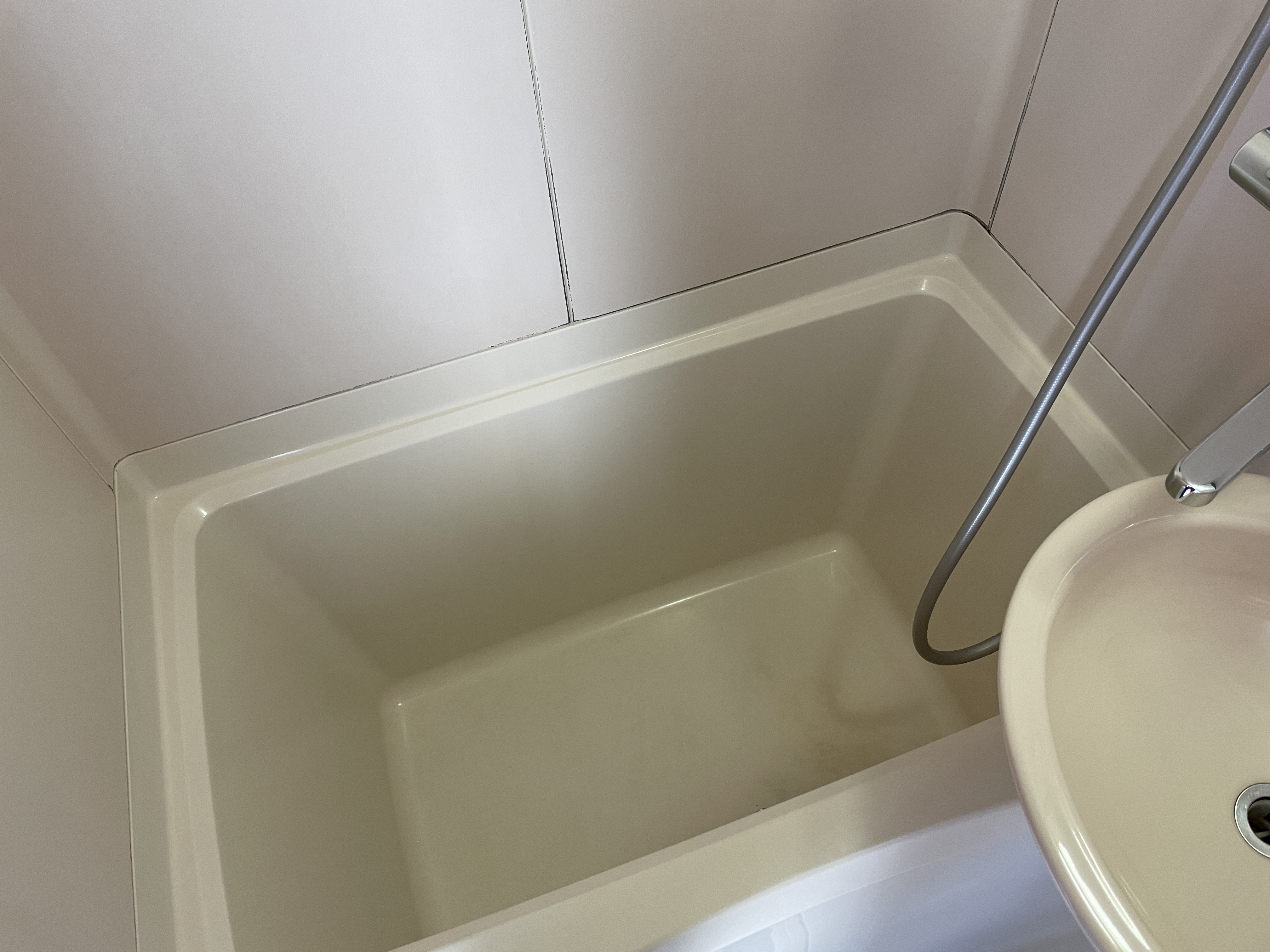 神奈川県川崎市川崎区の賃貸住宅退去後の原状回復クリーニングの作業後1