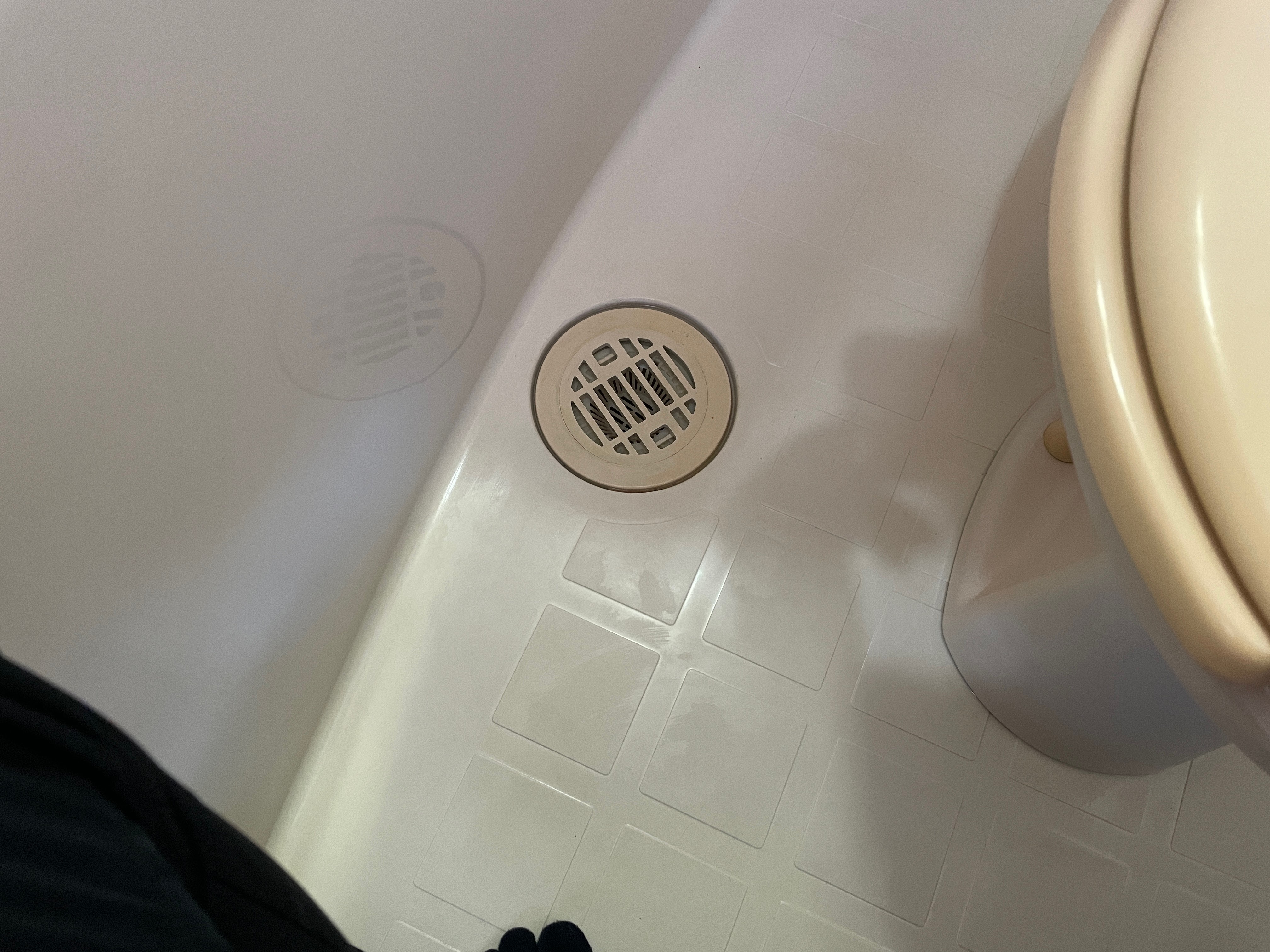 神奈川県川崎市川崎区の賃貸住宅退去後の原状回復クリーニングの作業後3