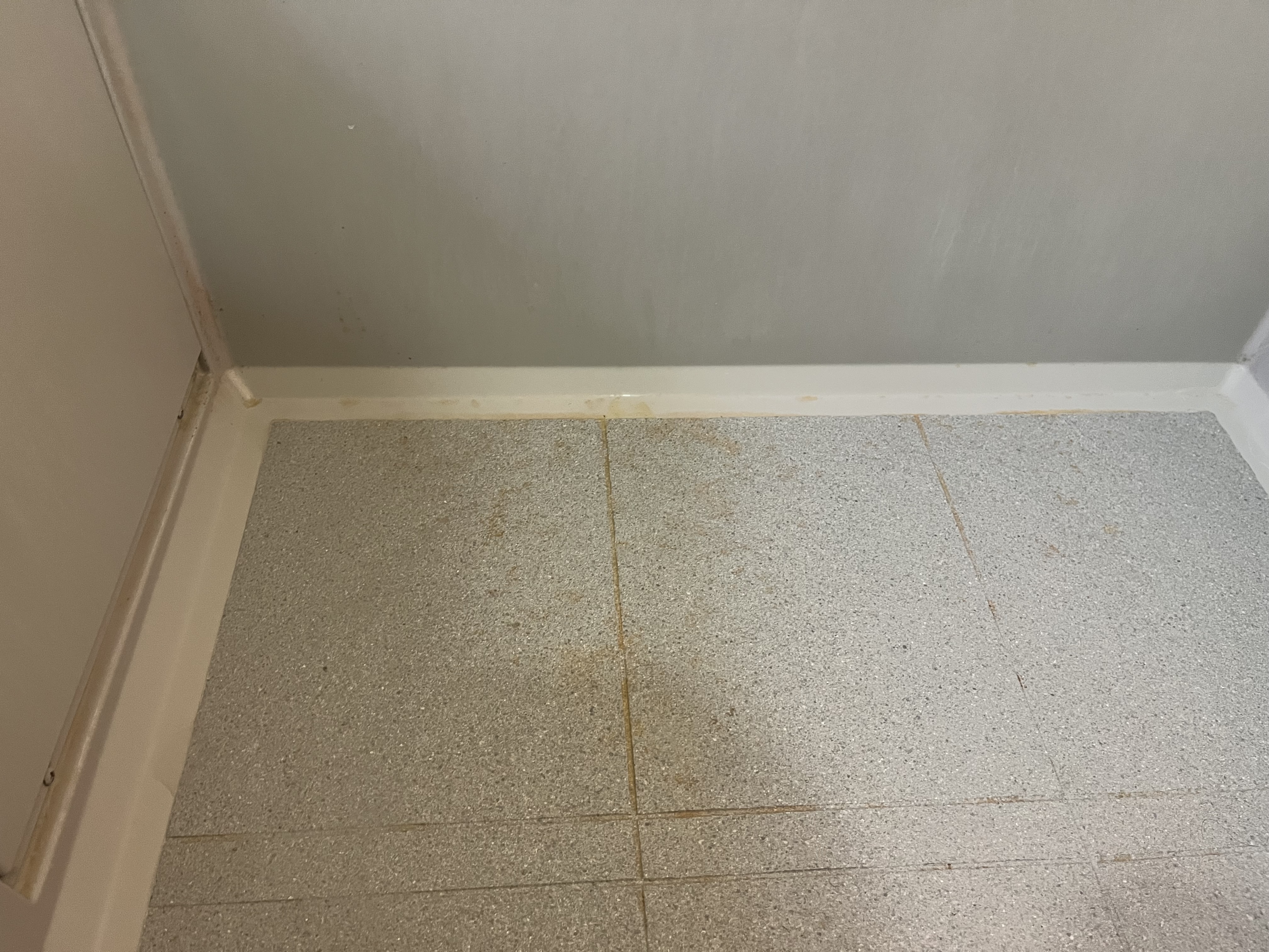 福島県いわき市の浴室・お風呂クリーニングの作業前3