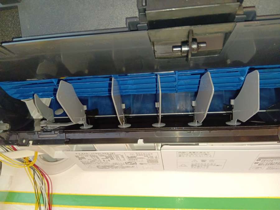 東京都世田谷区東玉川のお掃除機能付きエアコンの作業後1