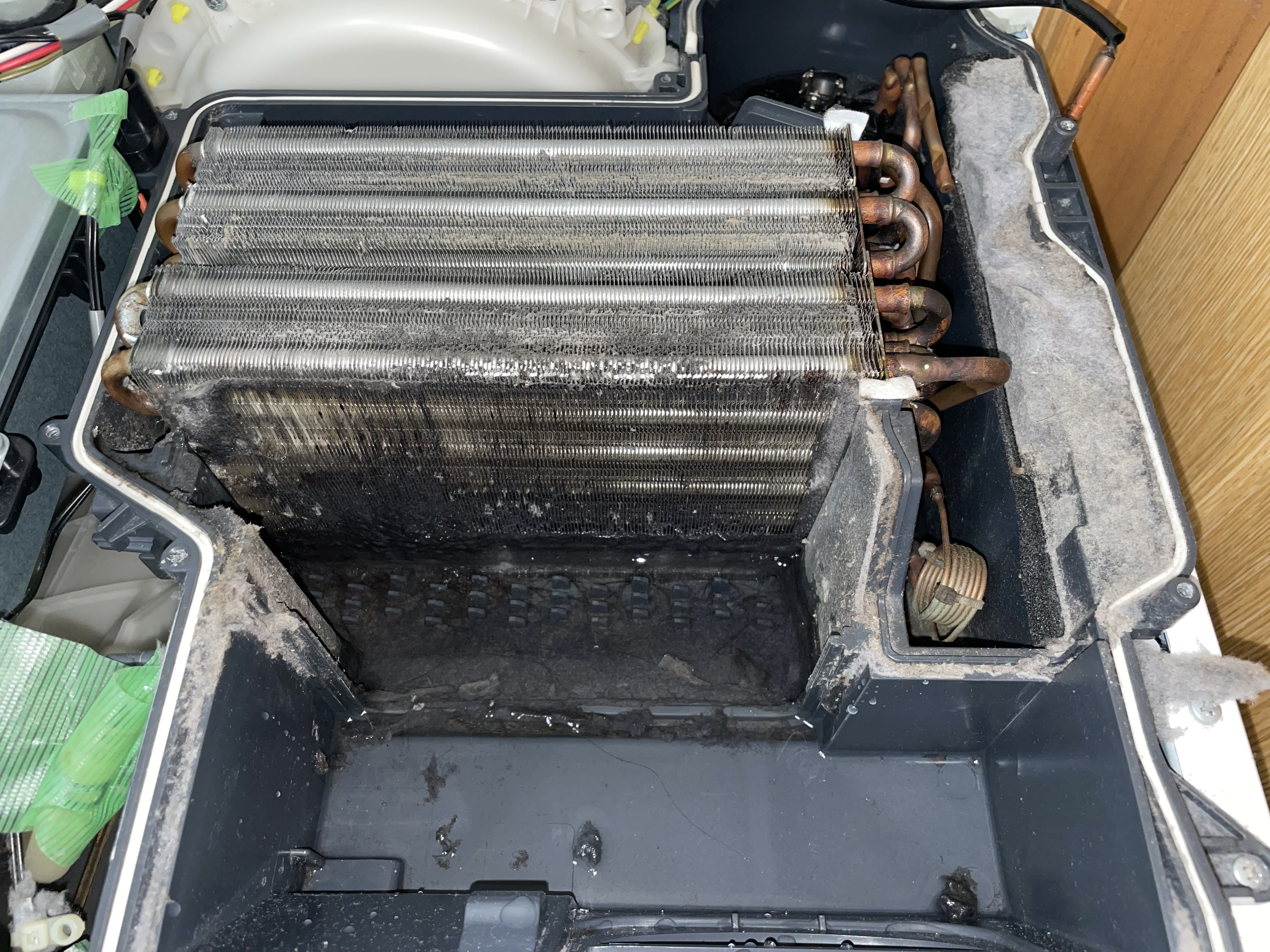 愛知県春日井市の洗濯機分解クリーニングの作業前2