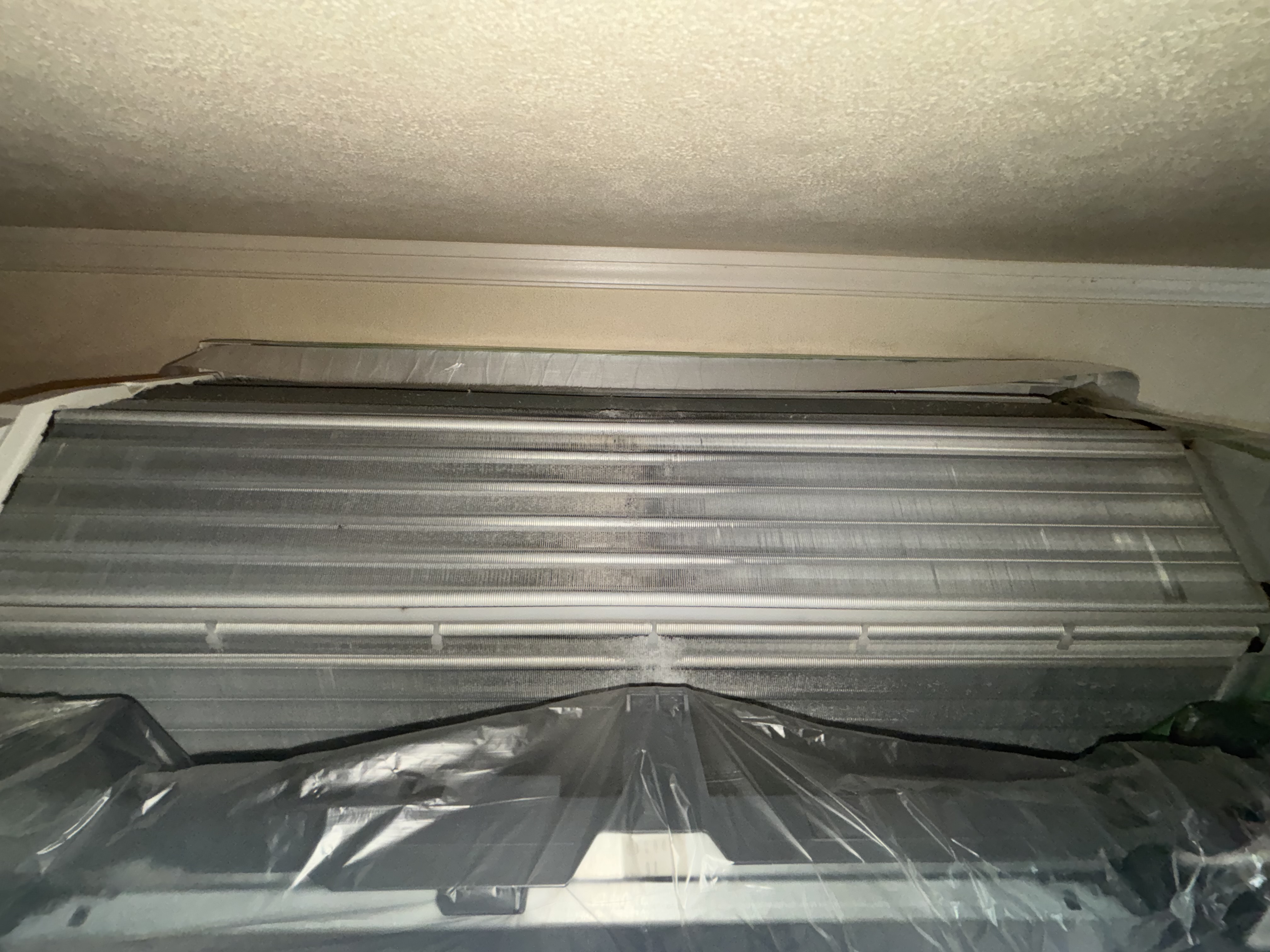 埼玉県白岡市のお掃除機能付きエアコンの作業前1