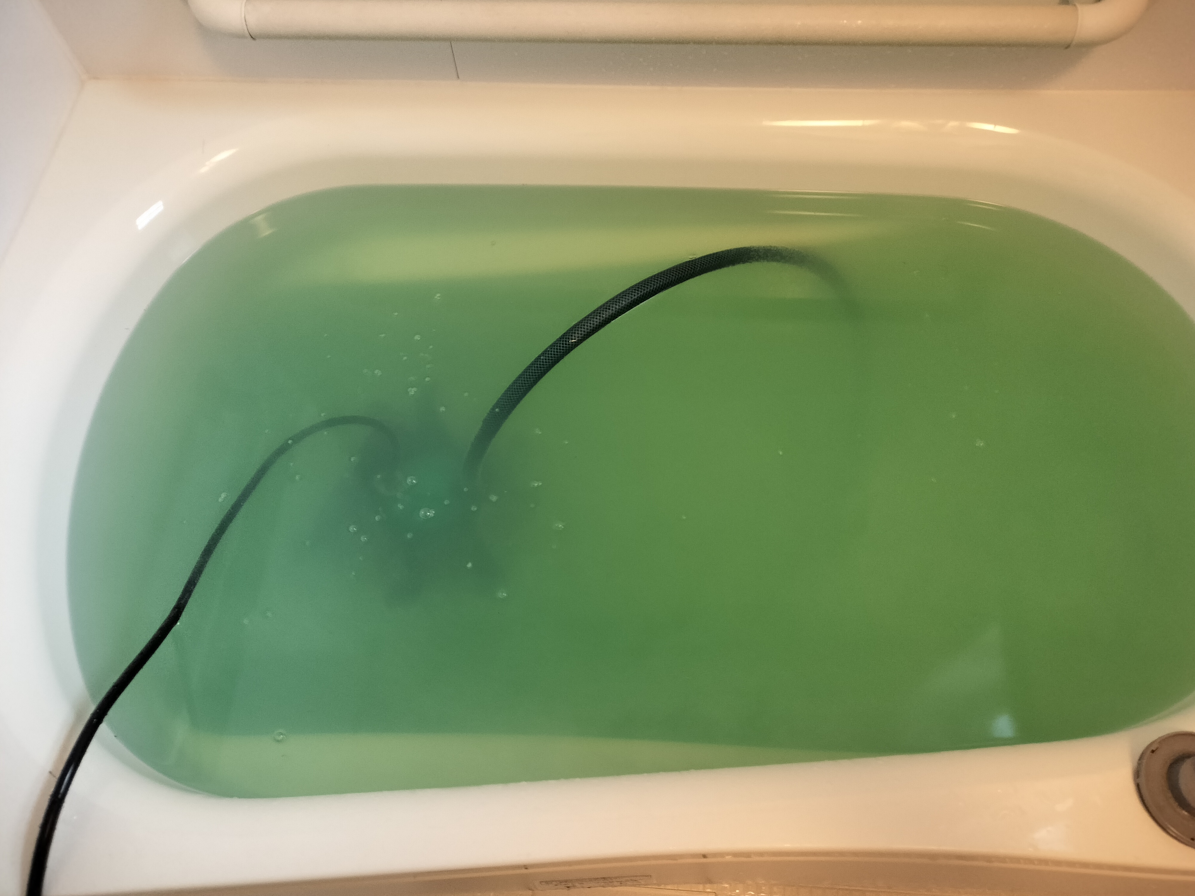 福岡県北九州市小倉北区下富野の追い焚き配管除菌洗浄の作業後1