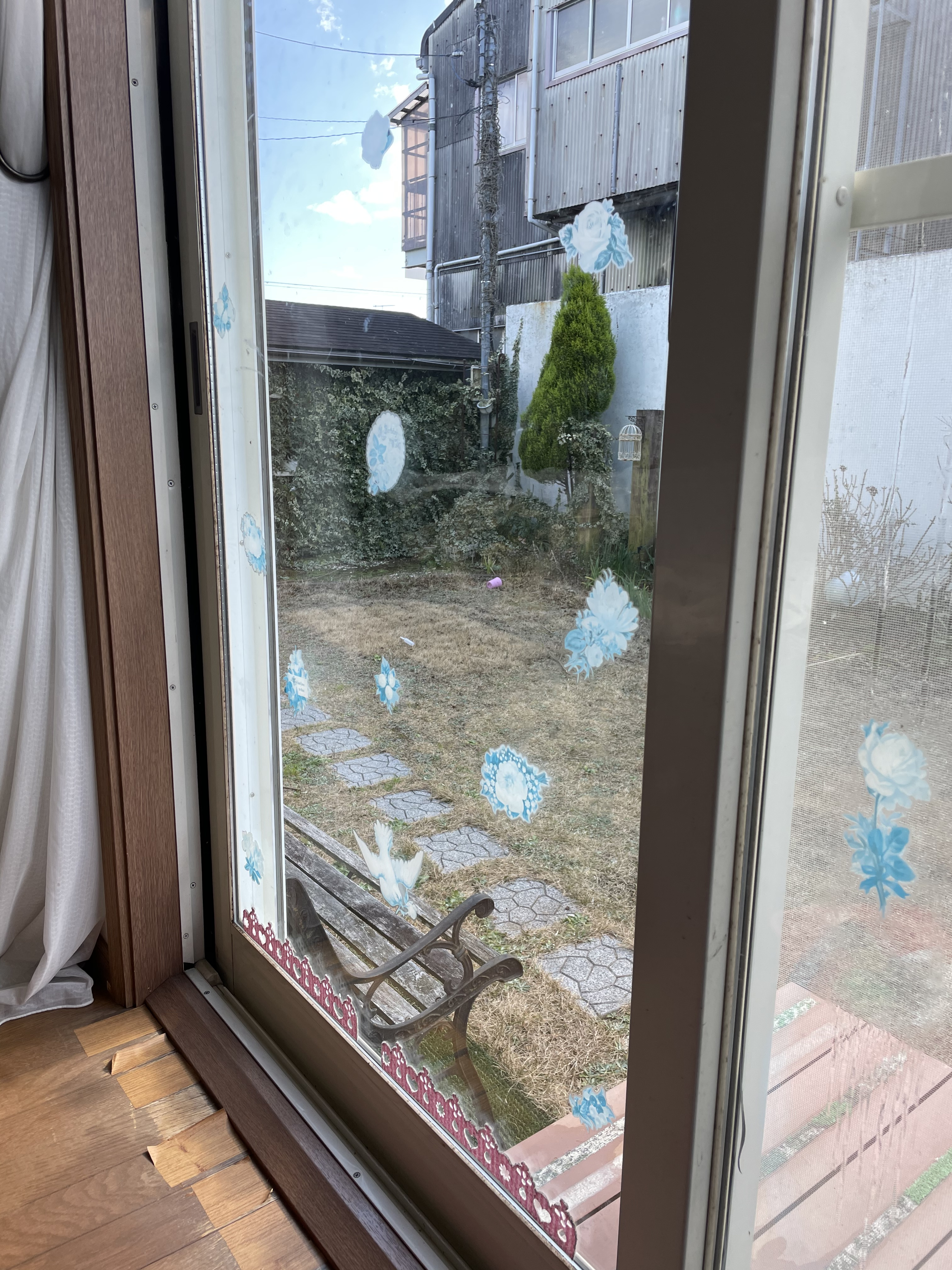 千葉県松戸市の窓ガラス・サッシクリーニングの作業前1