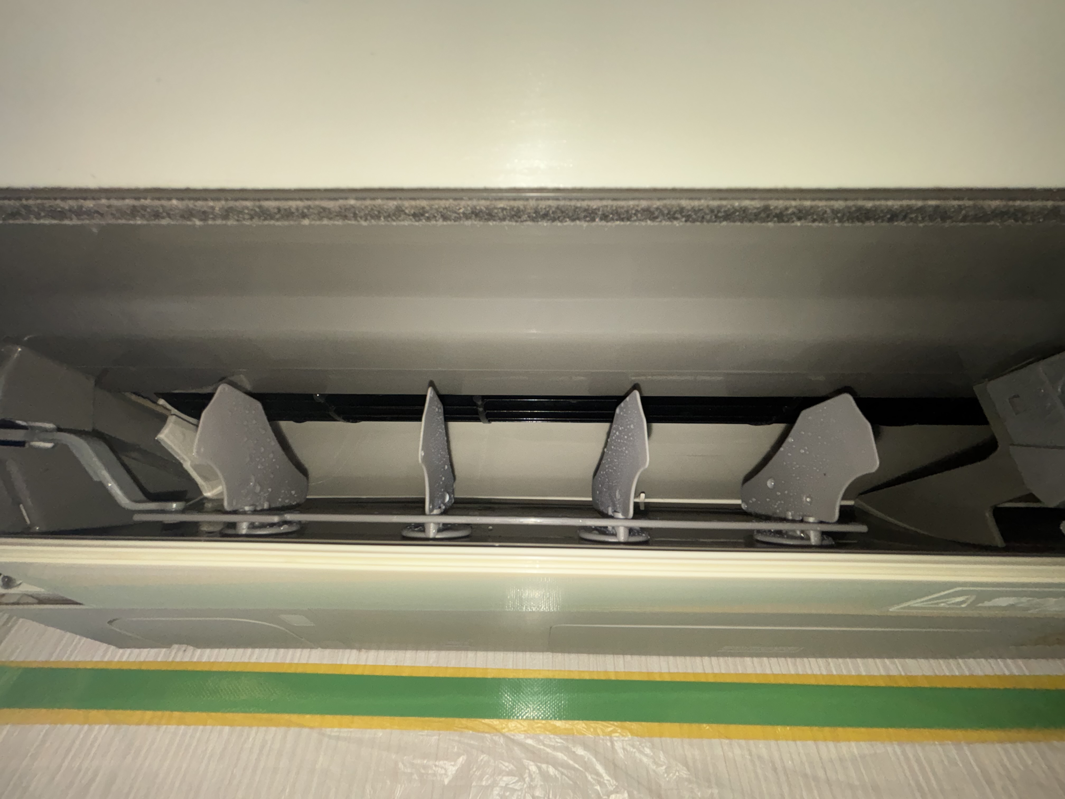 埼玉県幸手市のお掃除機能付きエアコンの作業後1