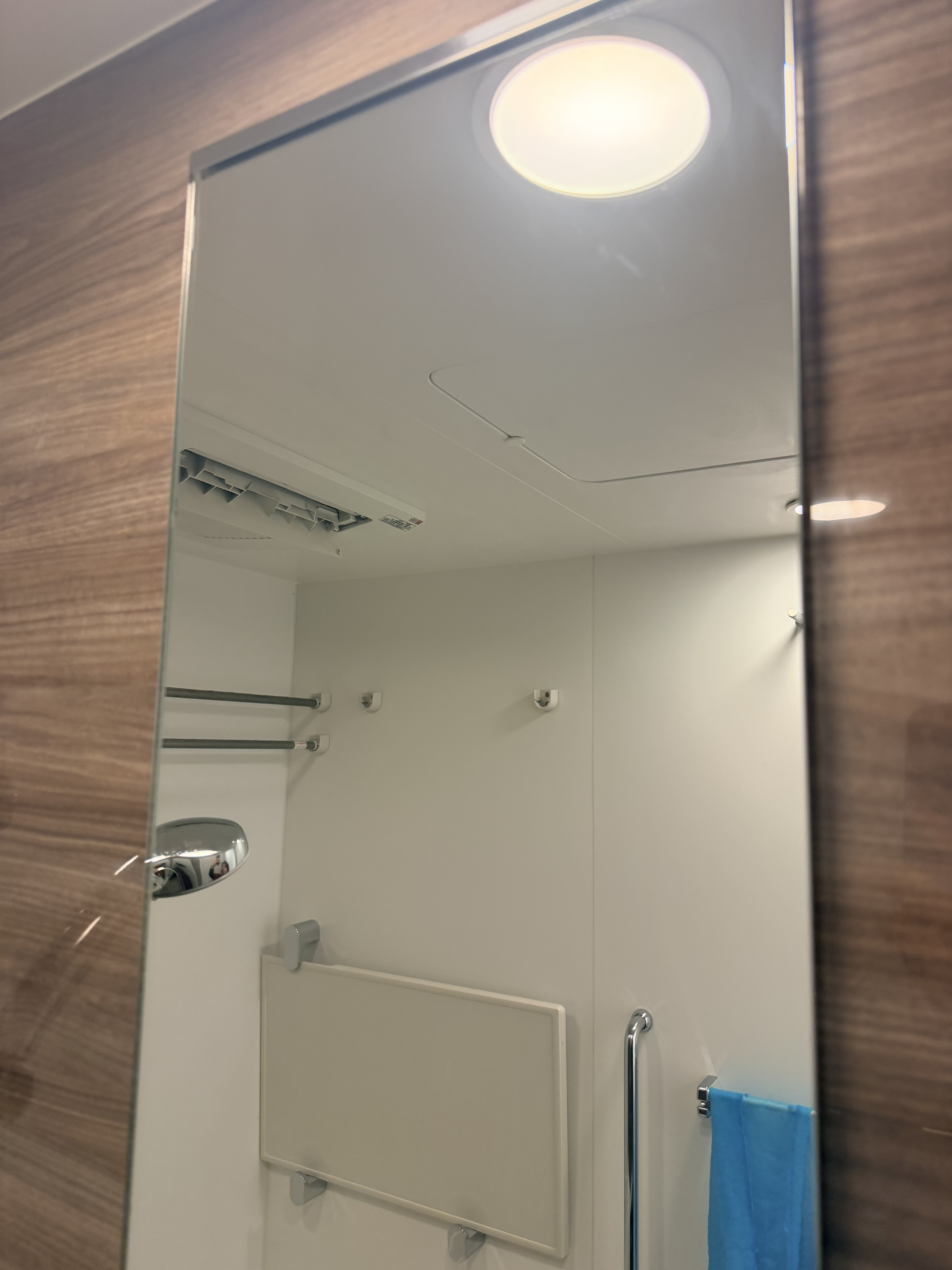 千葉県千葉市美浜区若葉の浴室・お風呂クリーニングの作業後1