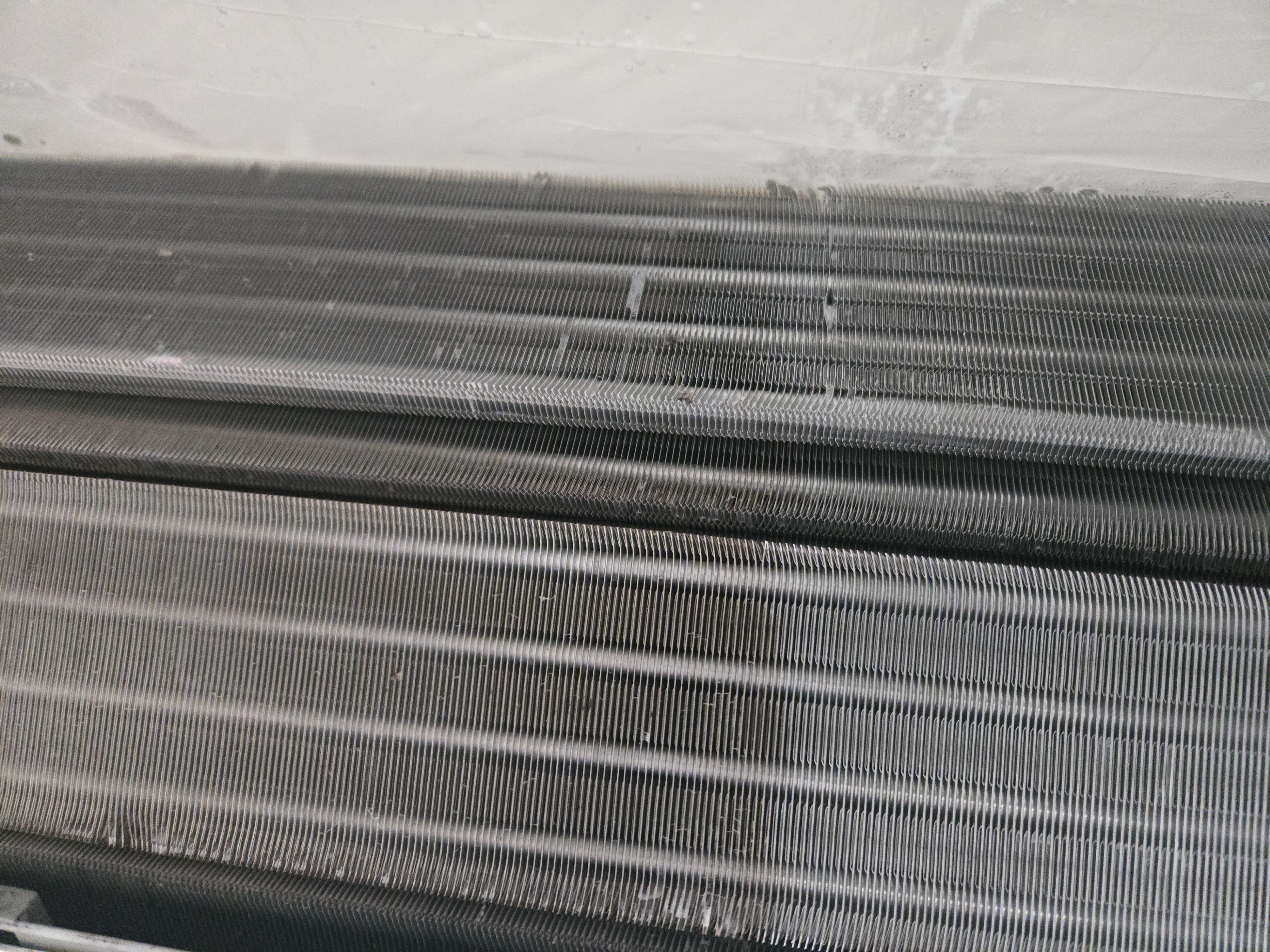 東京都中野区の壁掛けエアコンの作業前1