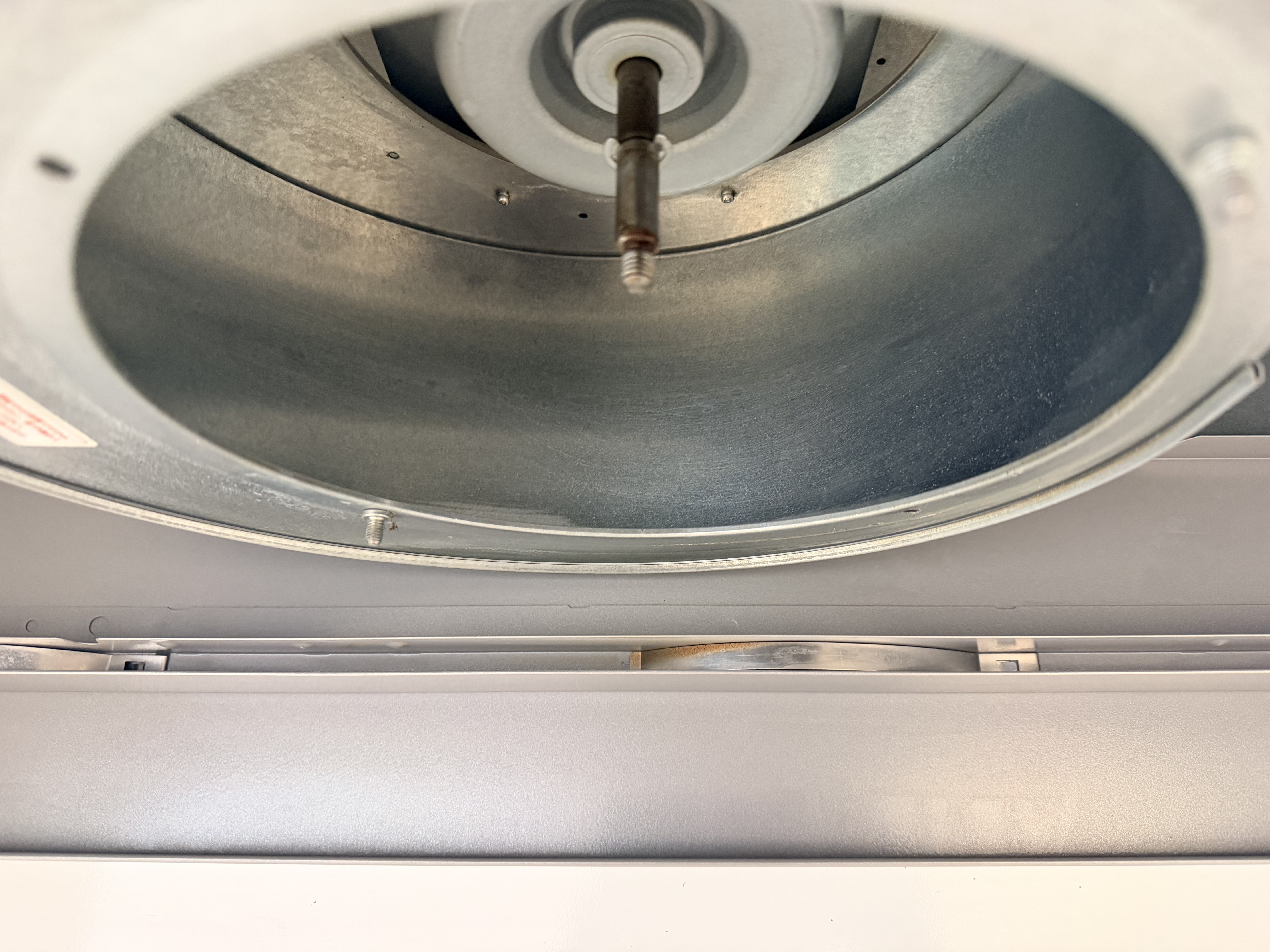 千葉県千葉市稲毛区稲毛東の賃貸住宅退去後の原状回復クリーニングの作業後2