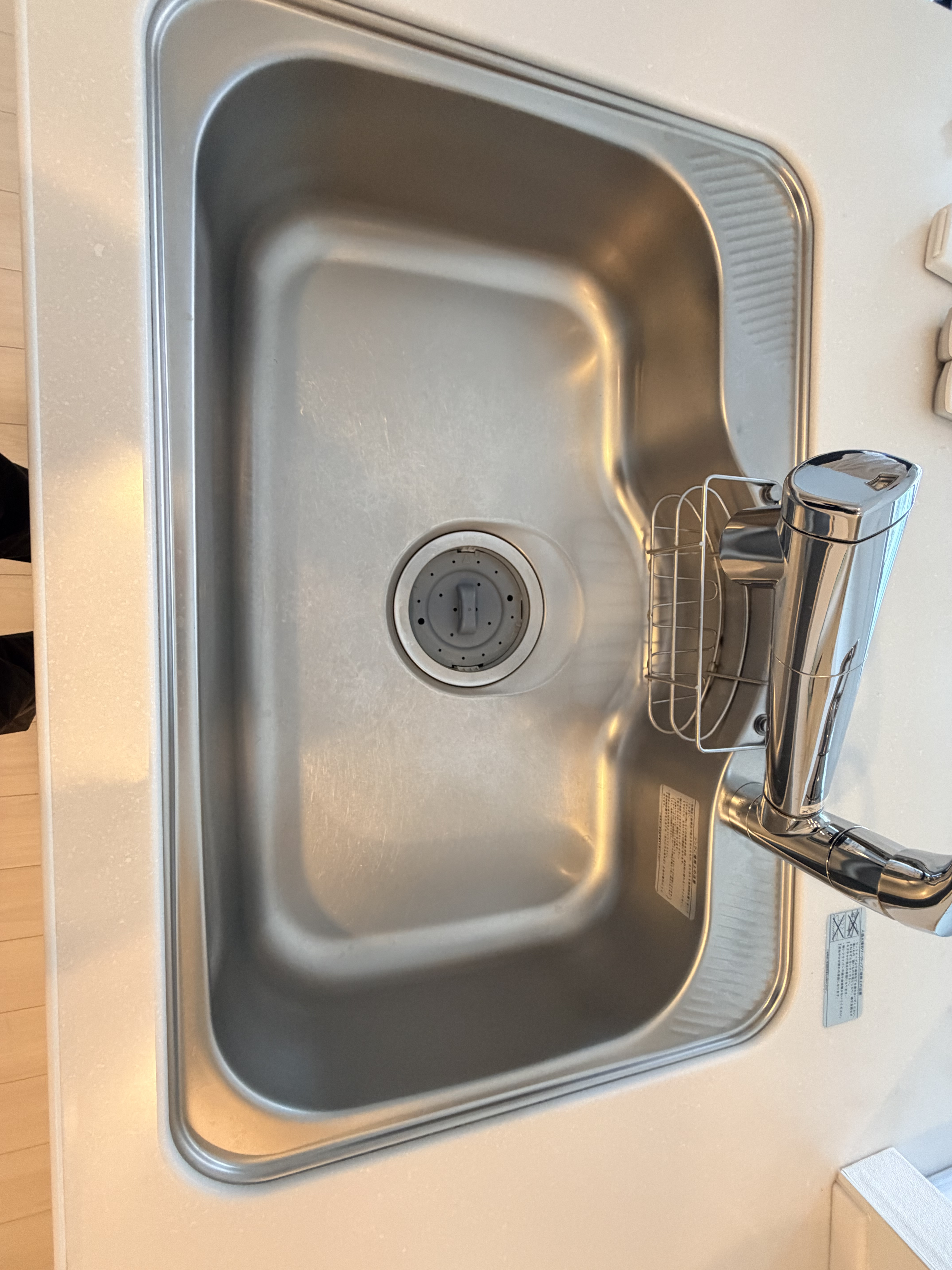 千葉県千葉市稲毛区稲毛東の賃貸住宅退去後の原状回復クリーニングの作業前1