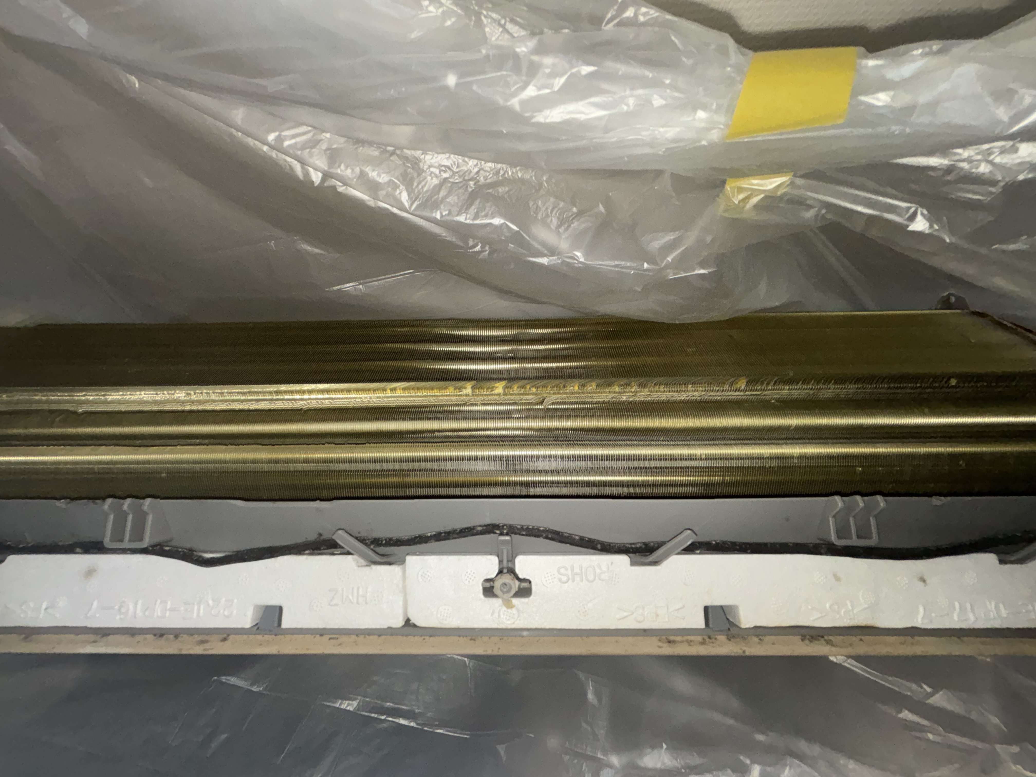 埼玉県春日部市のお掃除機能付きエアコンの作業前1