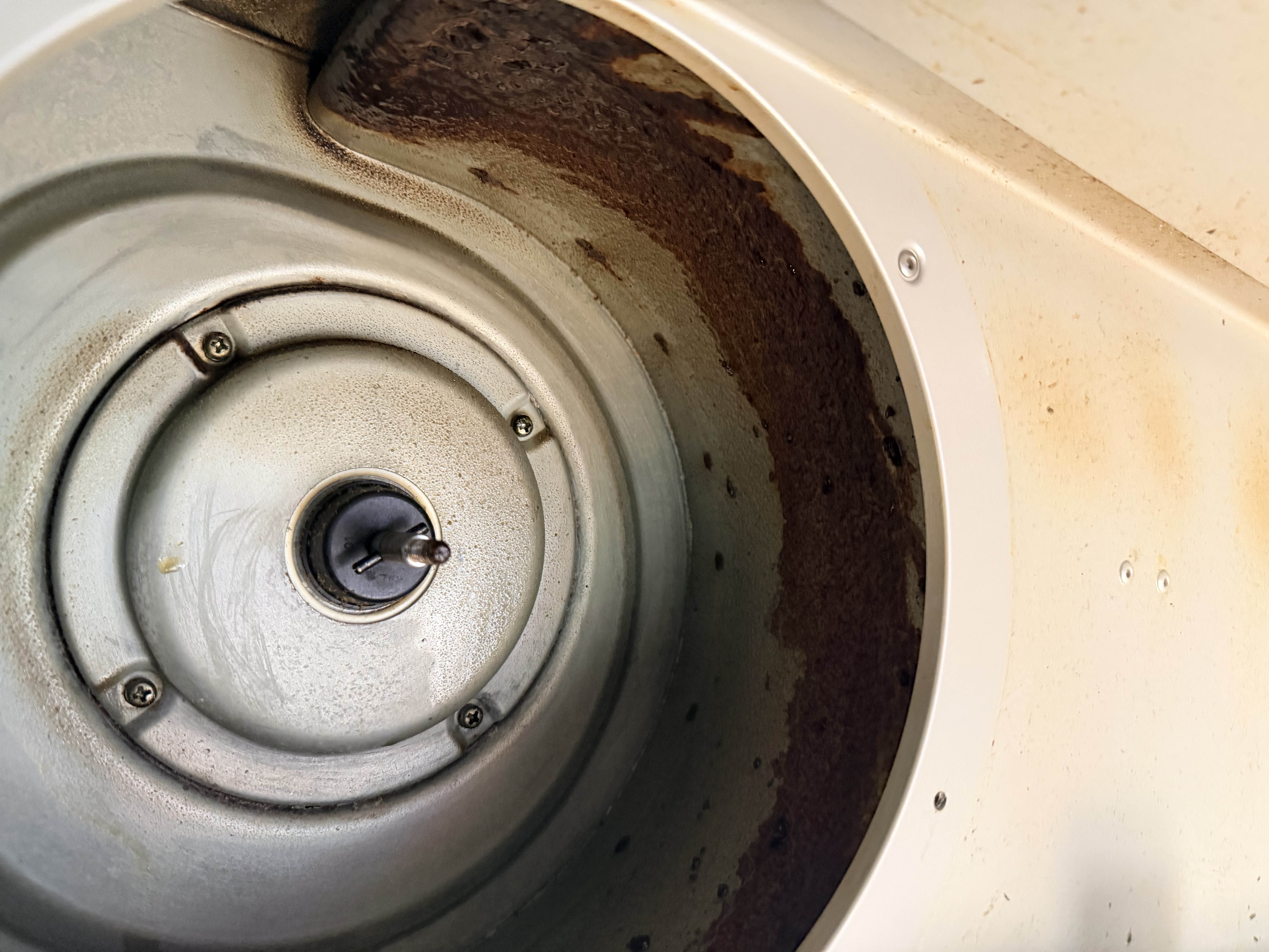 千葉県印西市大塚のレンジフードクリーニングの作業前1