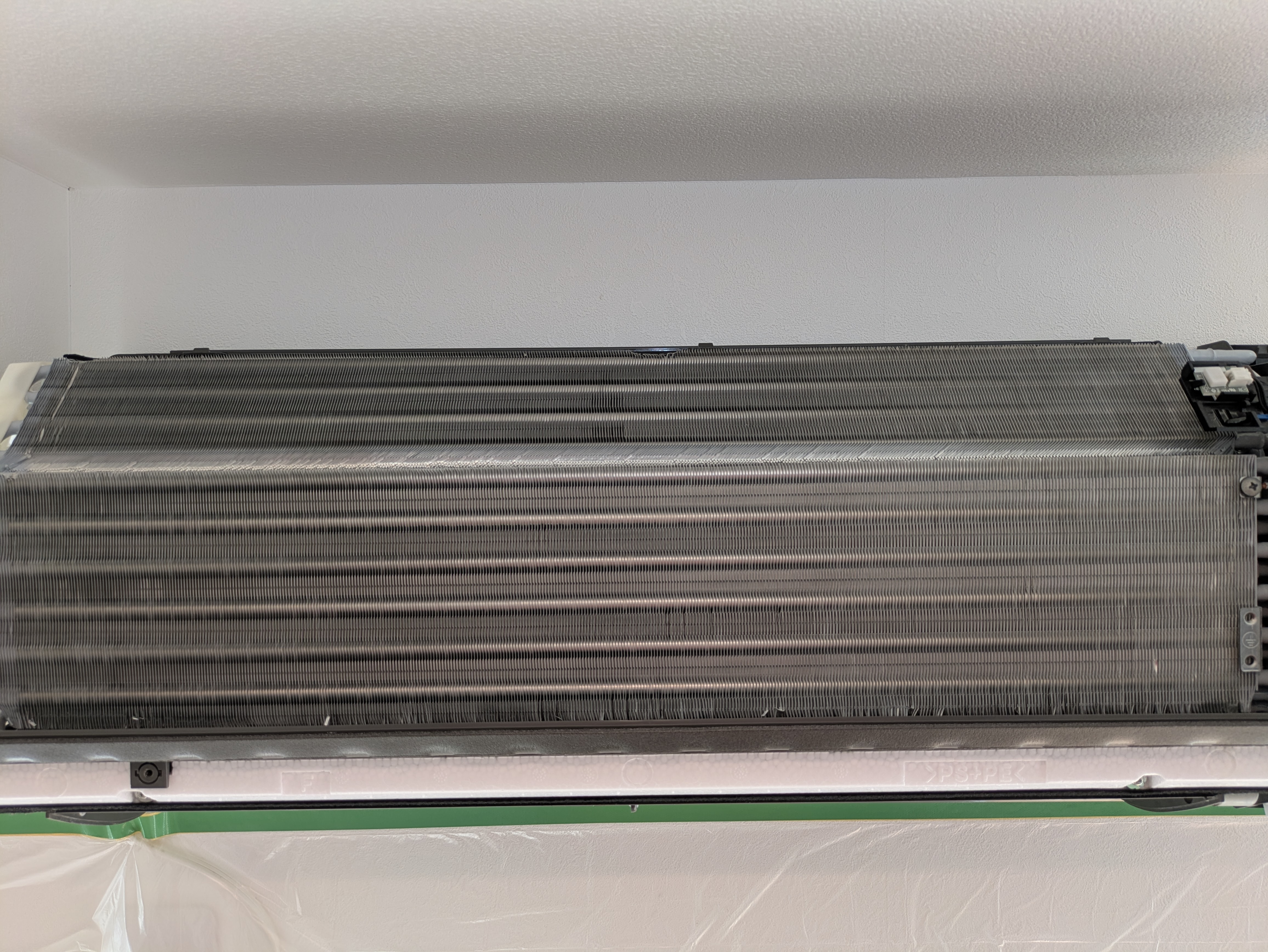 埼玉県さいたま市見沼区南中丸の壁掛けエアコンの作業後2