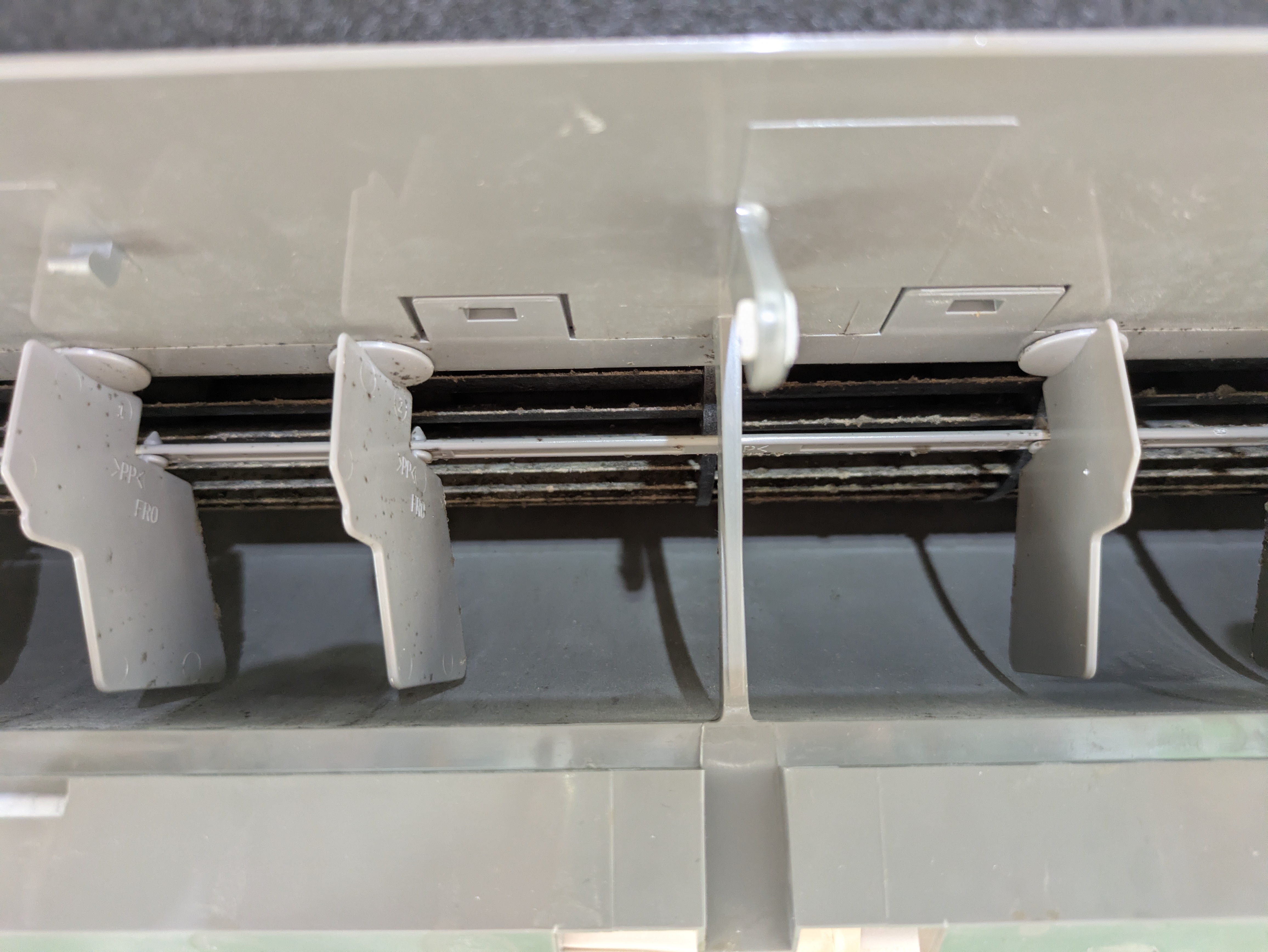 埼玉県さいたま市見沼区南中丸の壁掛けエアコンの作業前1