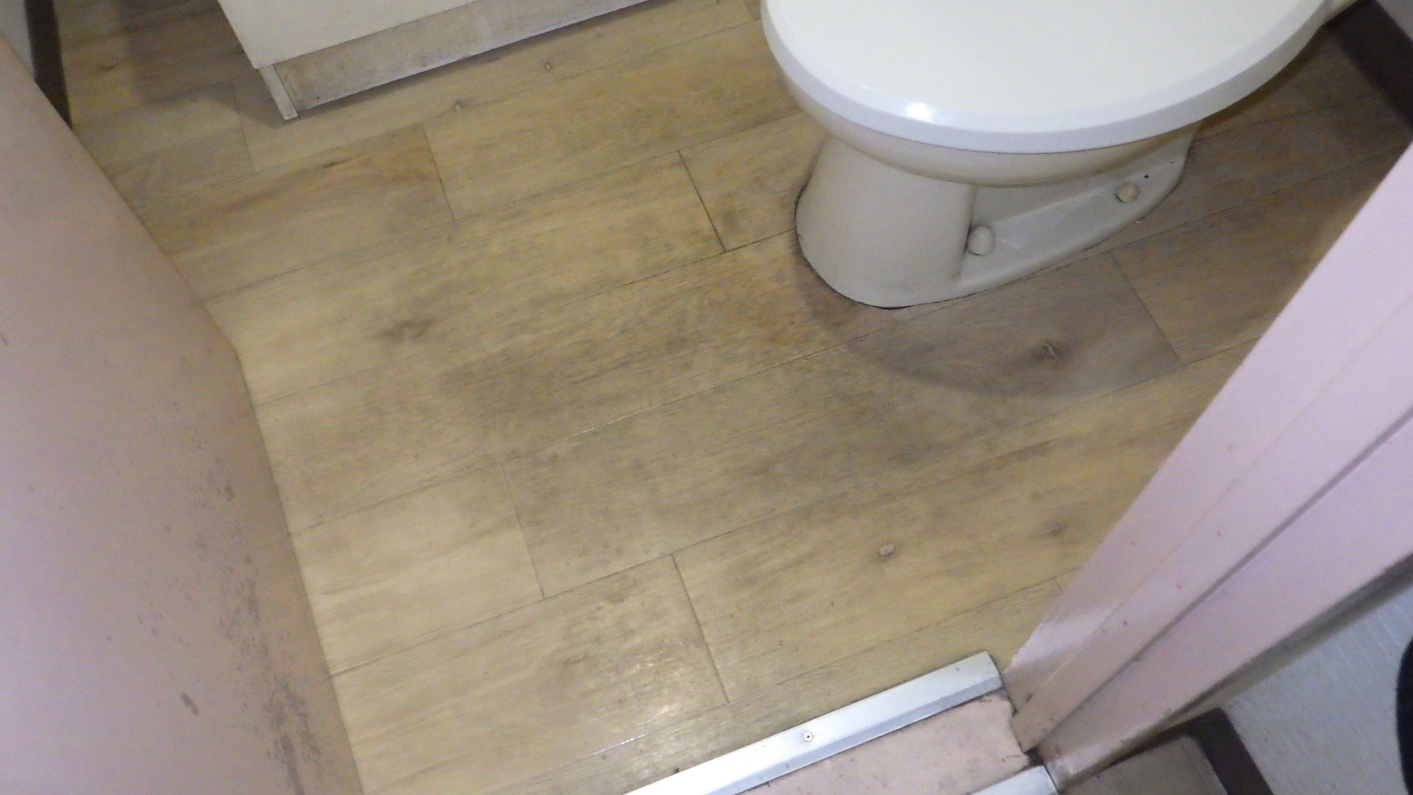 東京都大田区大森東の店舗清掃の作業前1