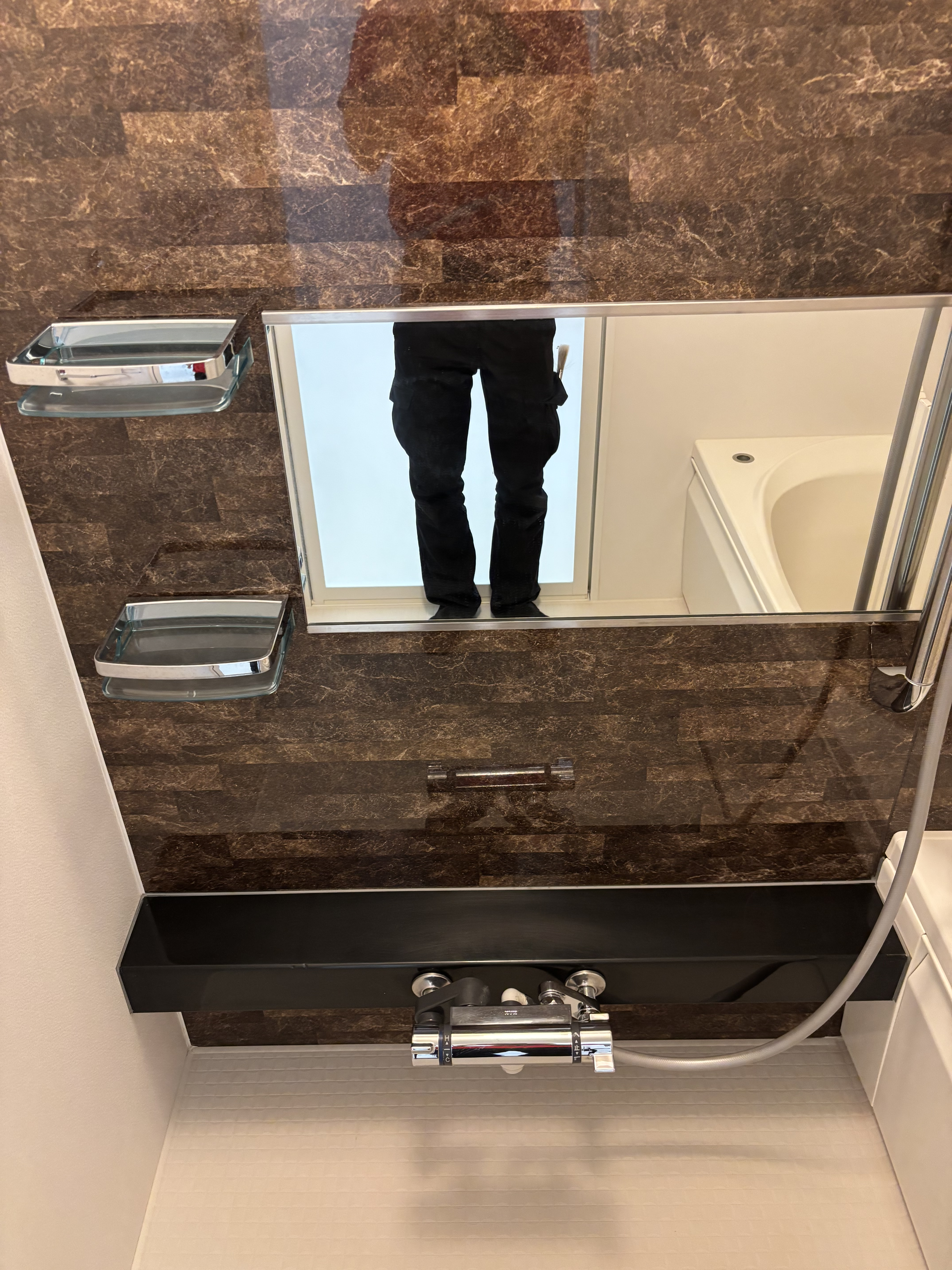 神奈川県藤沢市の浴室・お風呂クリーニングの作業後1