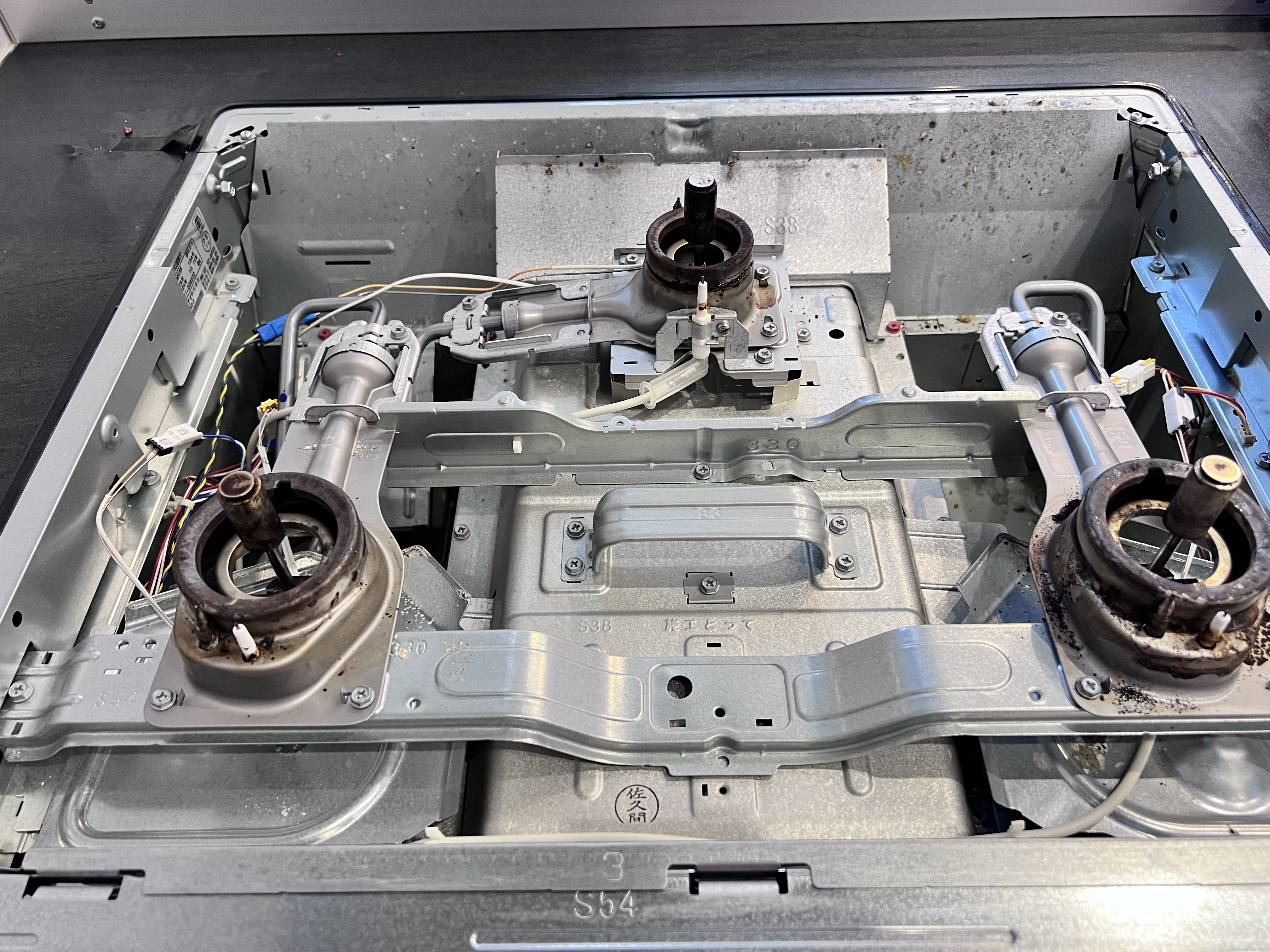 千葉県白井市根のキッチンクリーニングの作業前2