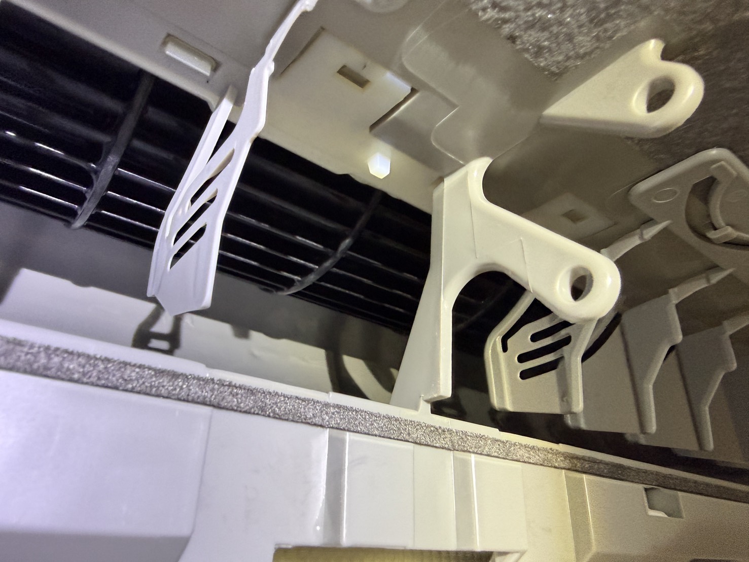 東京都渋谷区神宮前の家庭用天井埋め込みエアコンの作業後3