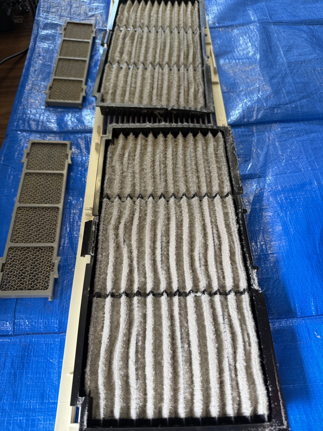 東京都渋谷区神宮前の家庭用天井埋め込みエアコンの作業前2