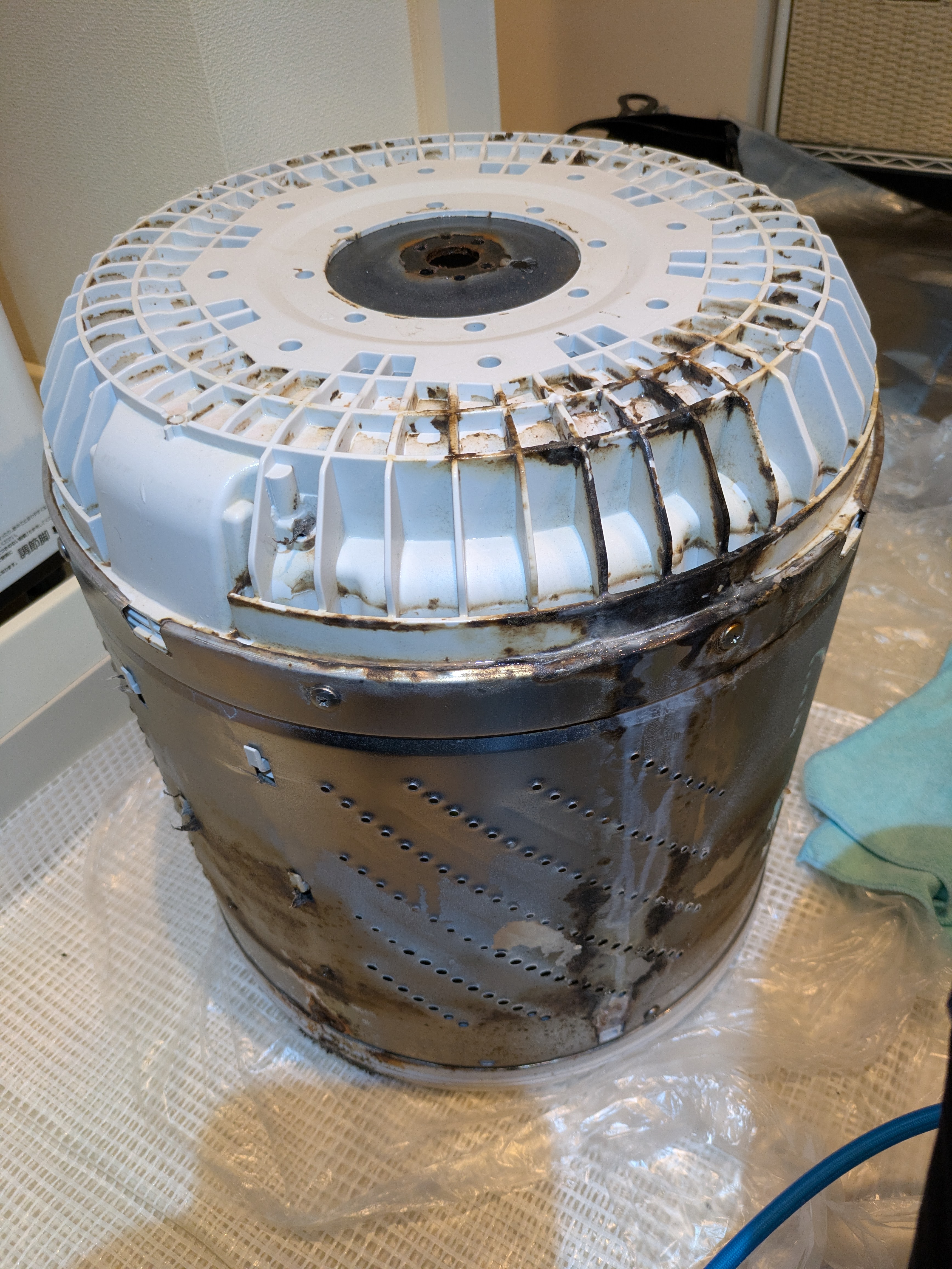 埼玉県さいたま市岩槻区本町の洗濯機分解クリーニングの作業前3