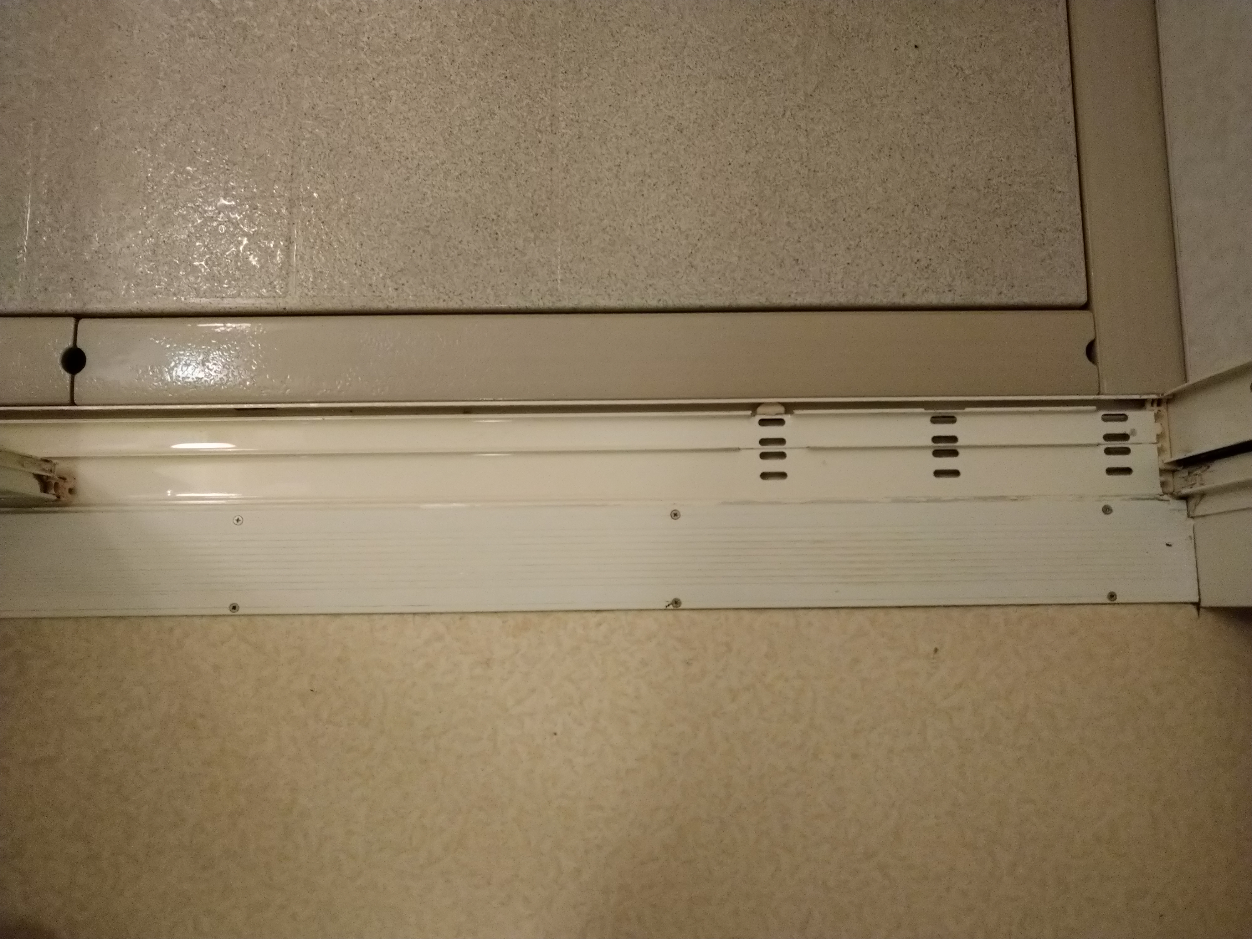 静岡県浜松市浜名区の浴室・お風呂クリーニングの作業後1