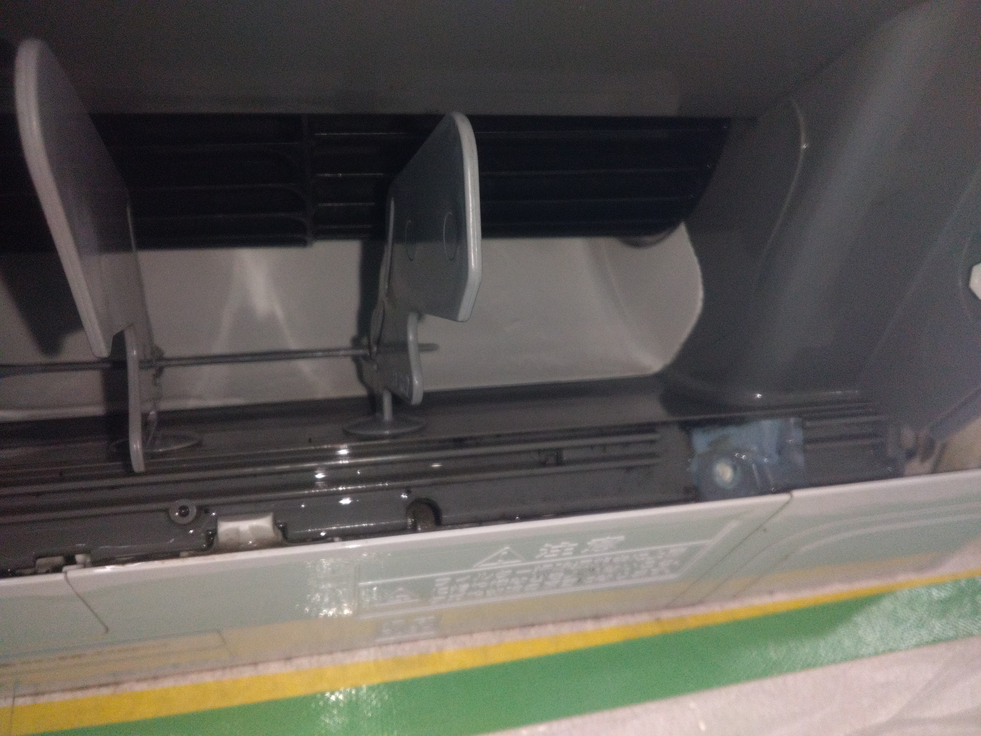 福島県相馬市のお掃除機能付きエアコンの作業後1