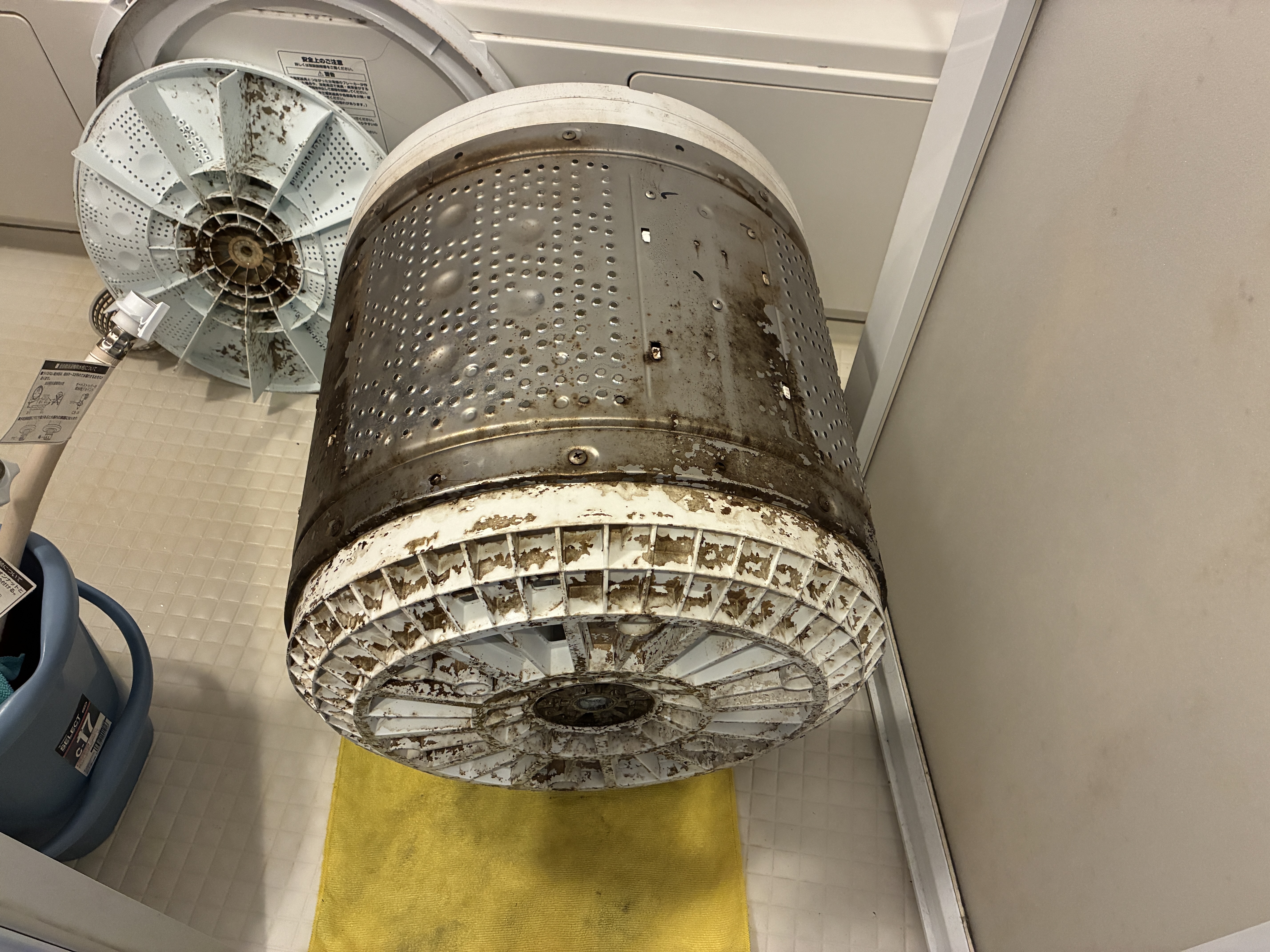 茨城県筑西市の洗濯機分解クリーニングの作業前2