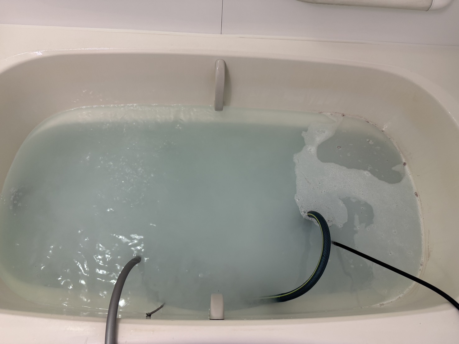 東京都江戸川区西葛西の浴室・お風呂クリーニングの作業前1