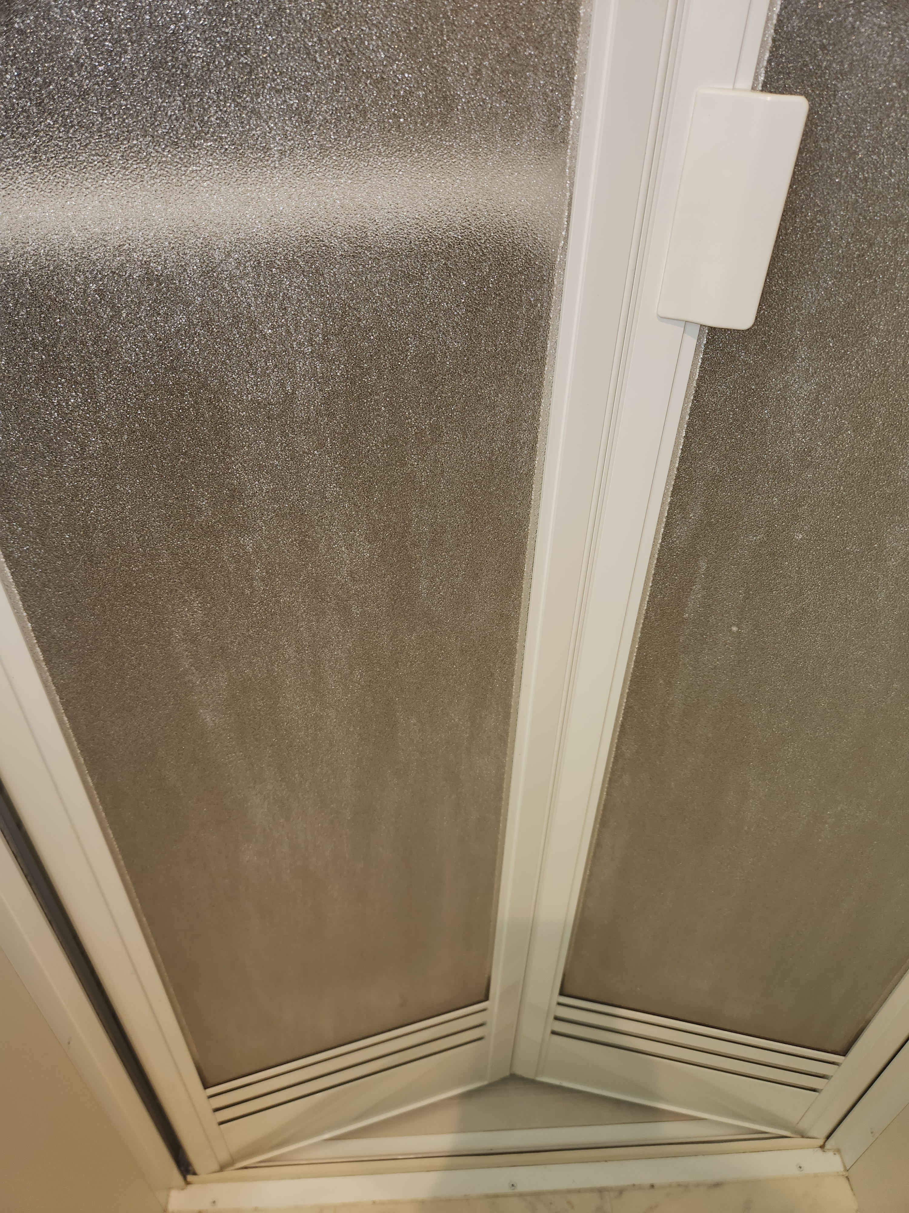 埼玉県桶川市の賃貸住宅退去後の原状回復クリーニングの作業前1