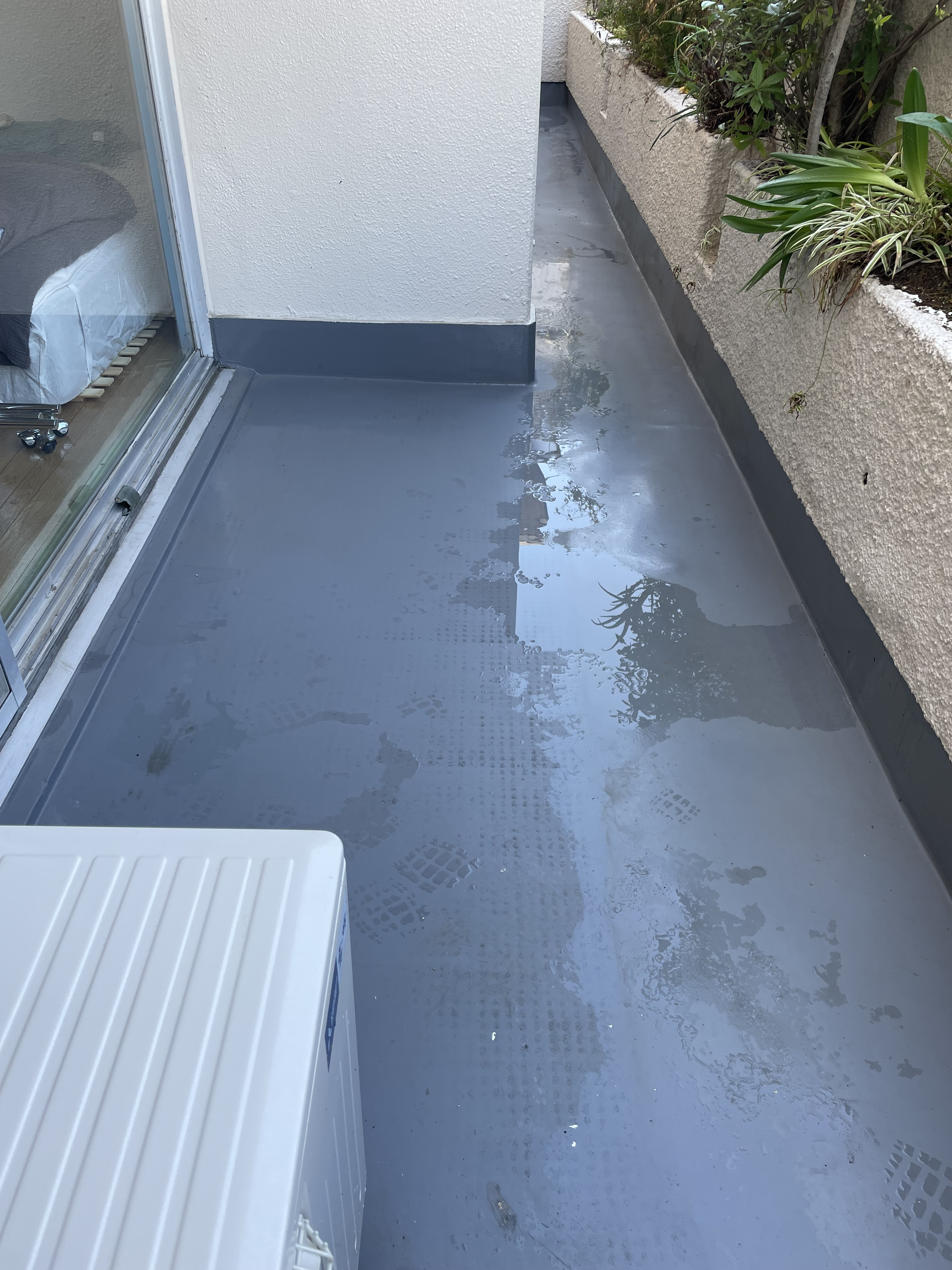 東京都新宿区市ヶ谷のベランダ・バルコニークリーニングの作業後1