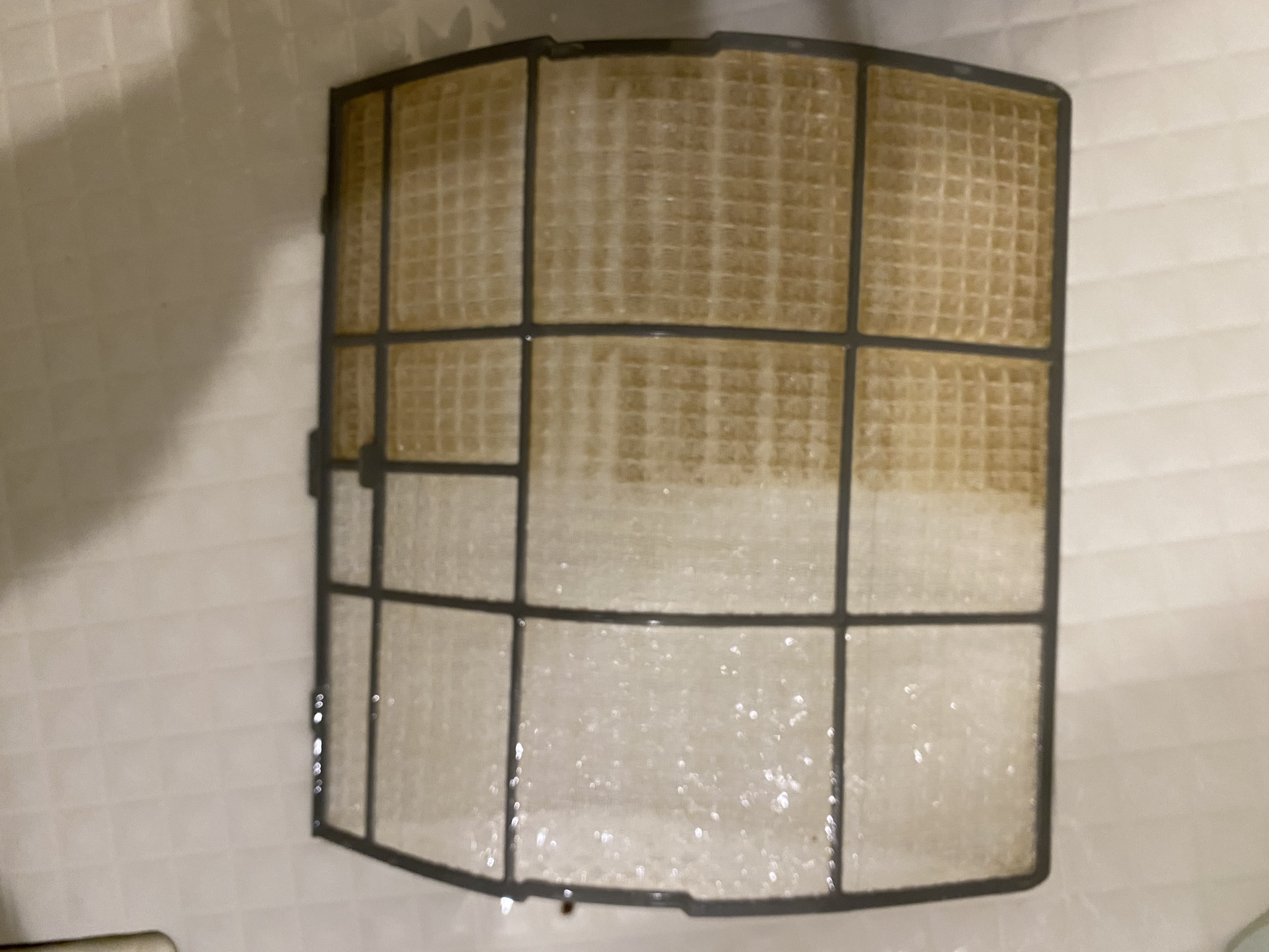 愛知県名古屋市港区の壁掛けエアコンの作業前2