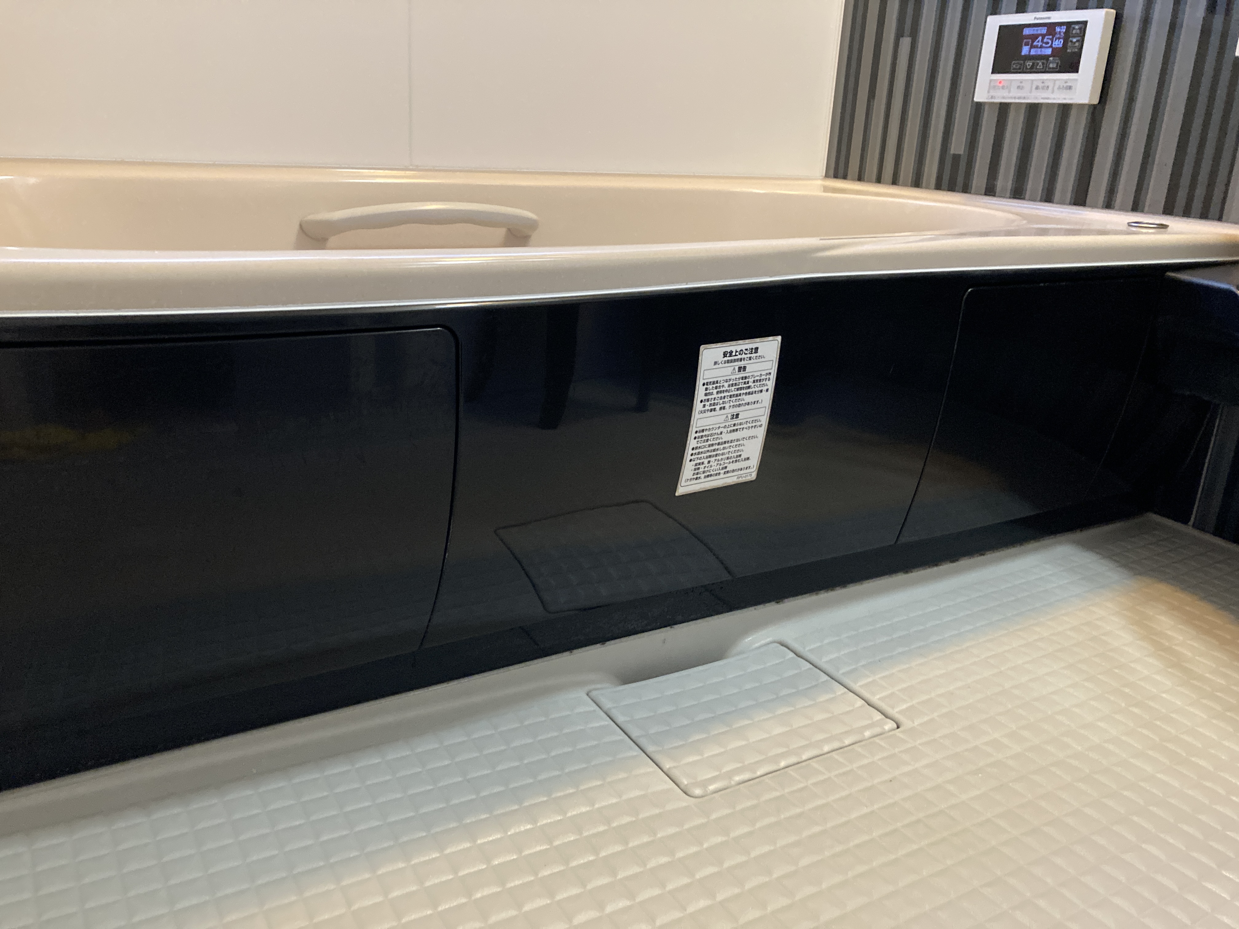 京都府京田辺市薪東沢の浴室・お風呂クリーニングの作業後2