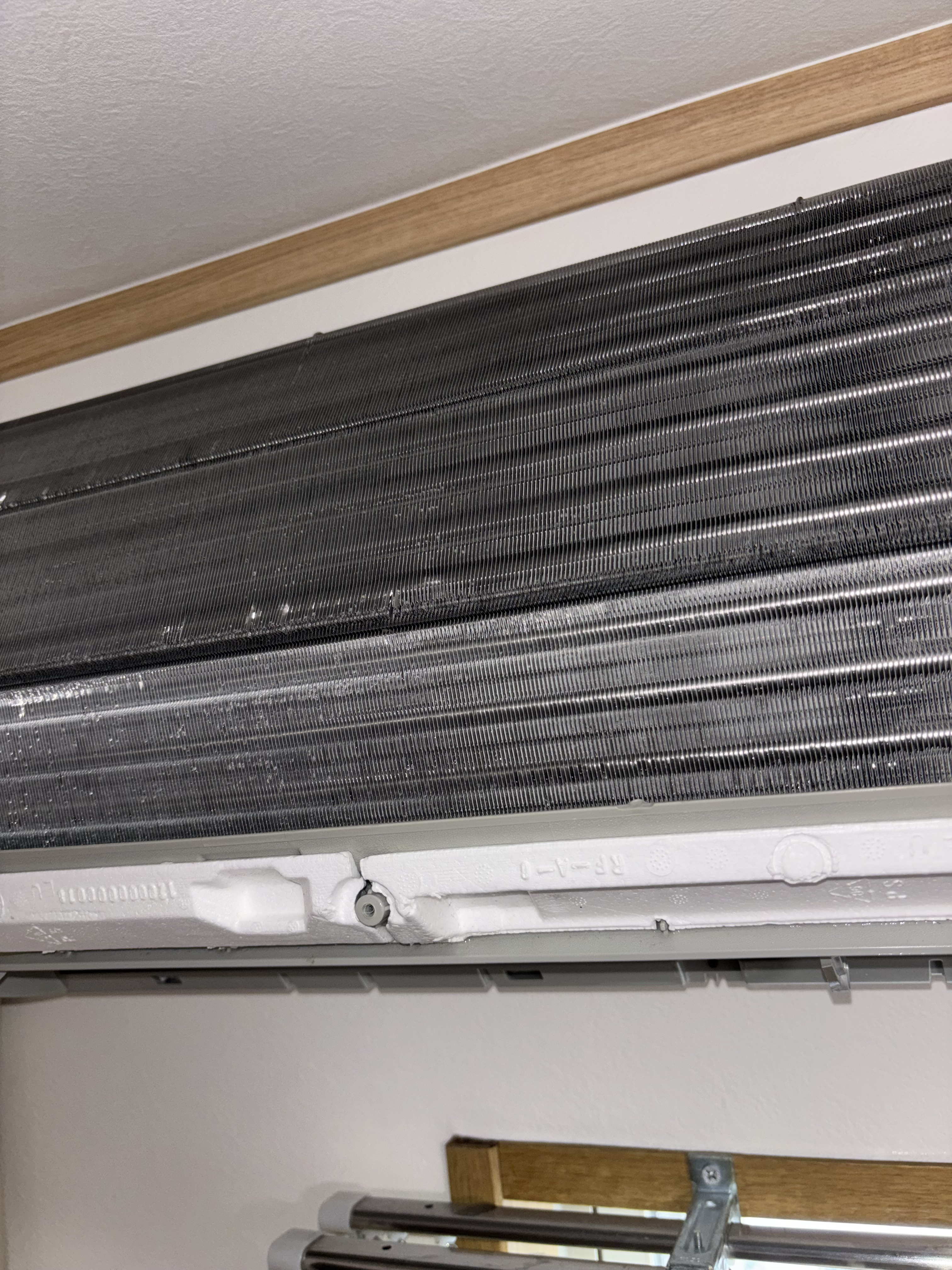 神奈川県藤沢市の壁掛けエアコンの作業後3